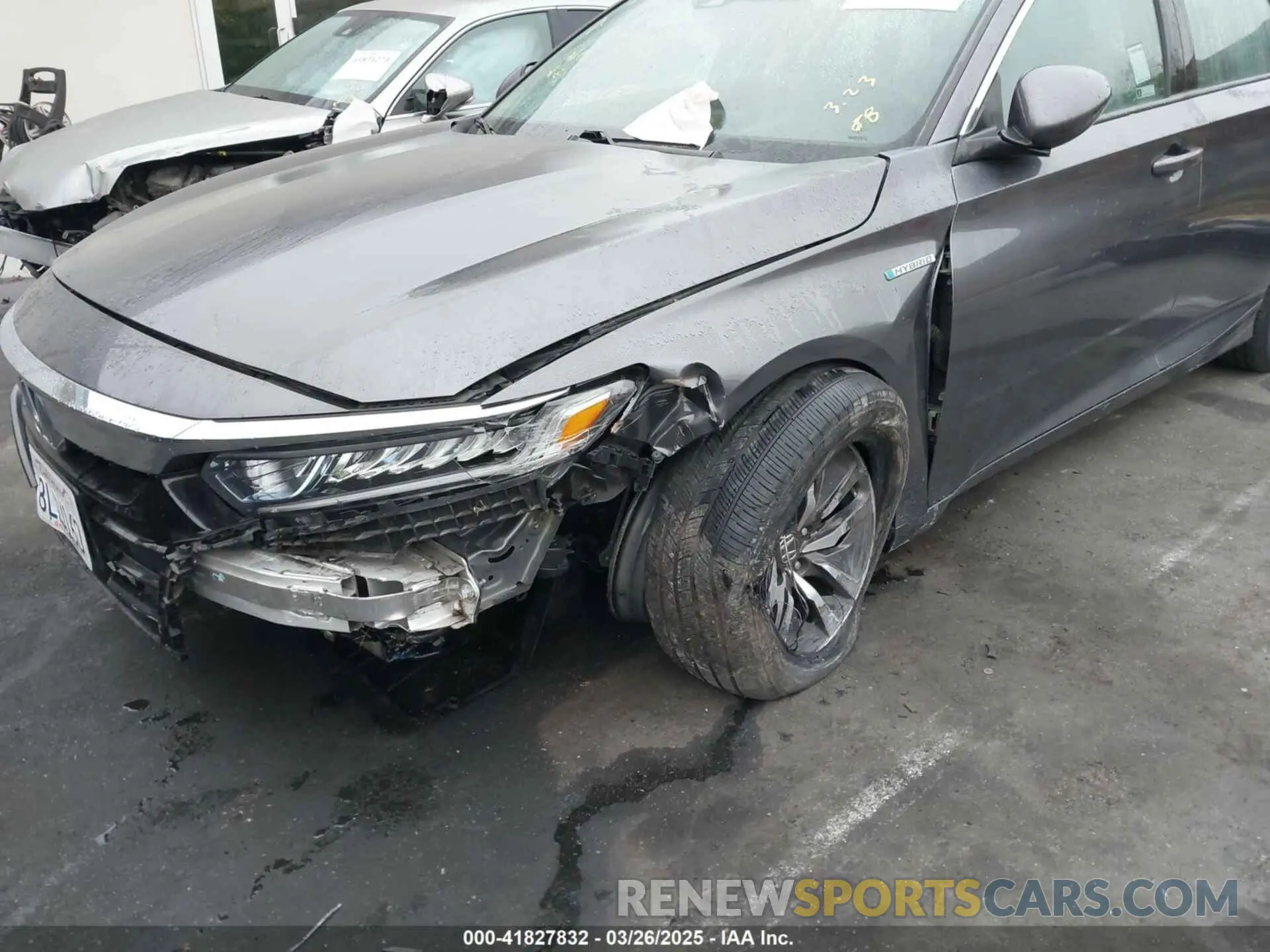 6 Photograph of a damaged car 1HGCV3F10KA017539 HONDA ACCORD HYBRID 2019