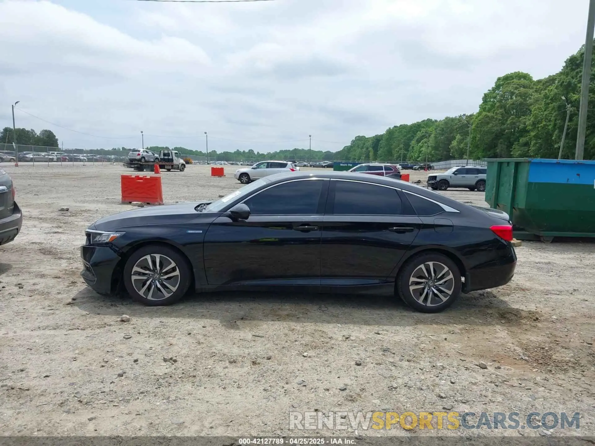 14 Photograph of a damaged car 1HGCV3F17KA010975 HONDA ACCORD HYBRID 2019