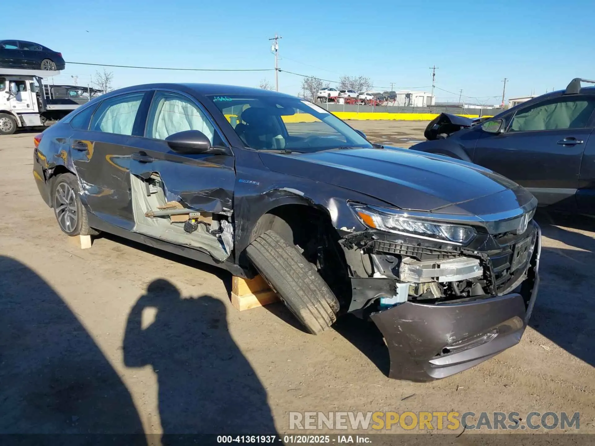 1 Photograph of a damaged car 1HGCV3F17KA018610 HONDA ACCORD HYBRID 2019