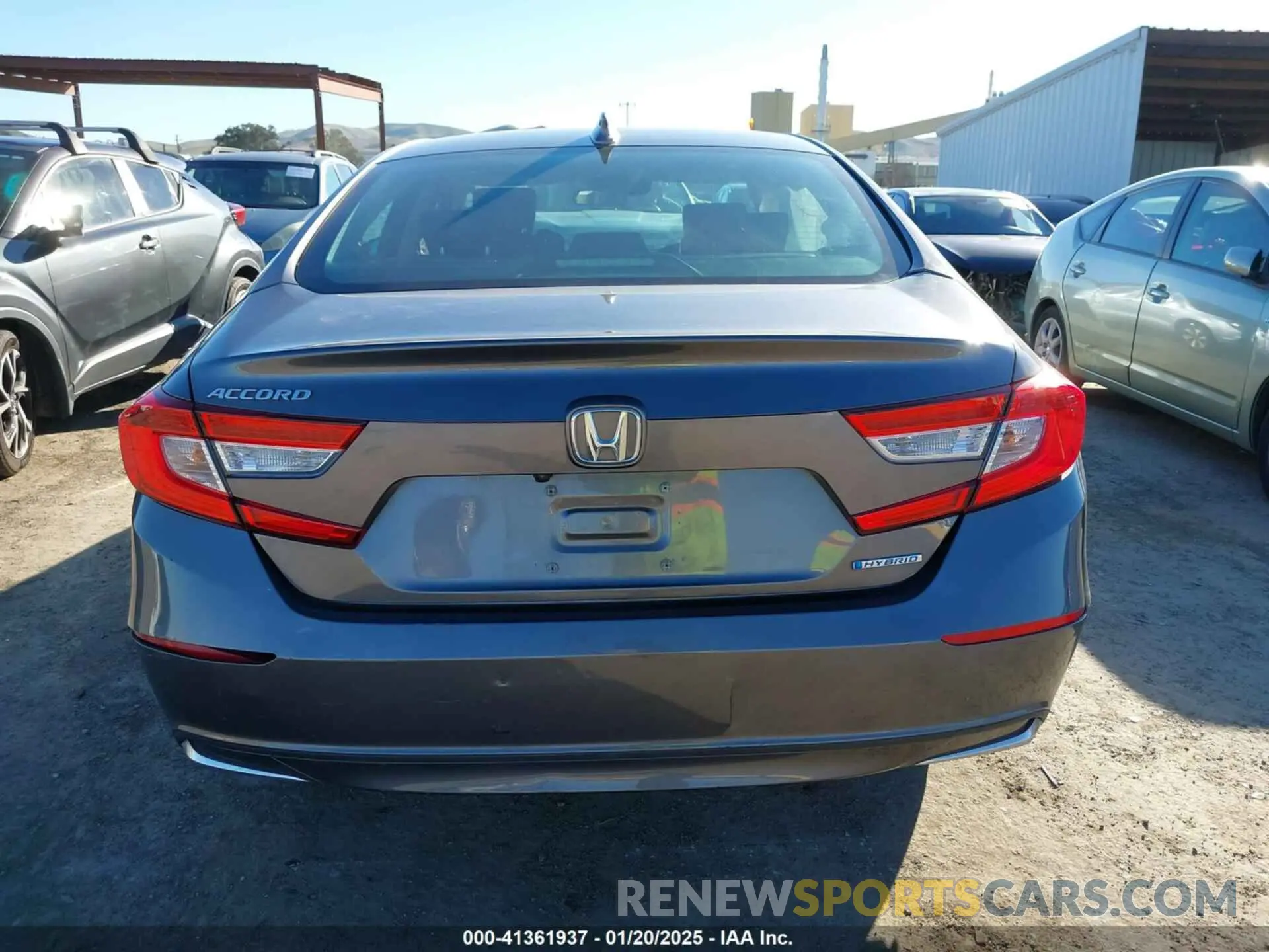 16 Photograph of a damaged car 1HGCV3F17KA018610 HONDA ACCORD HYBRID 2019