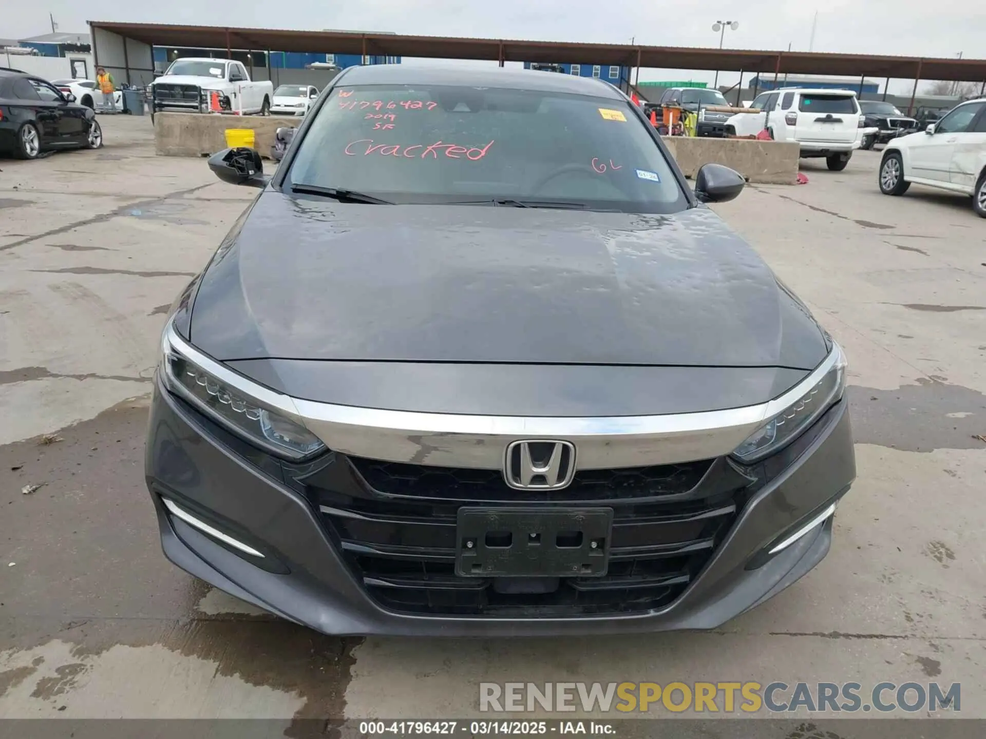 12 Photograph of a damaged car 1HGCV3F17KA019711 HONDA ACCORD HYBRID 2019