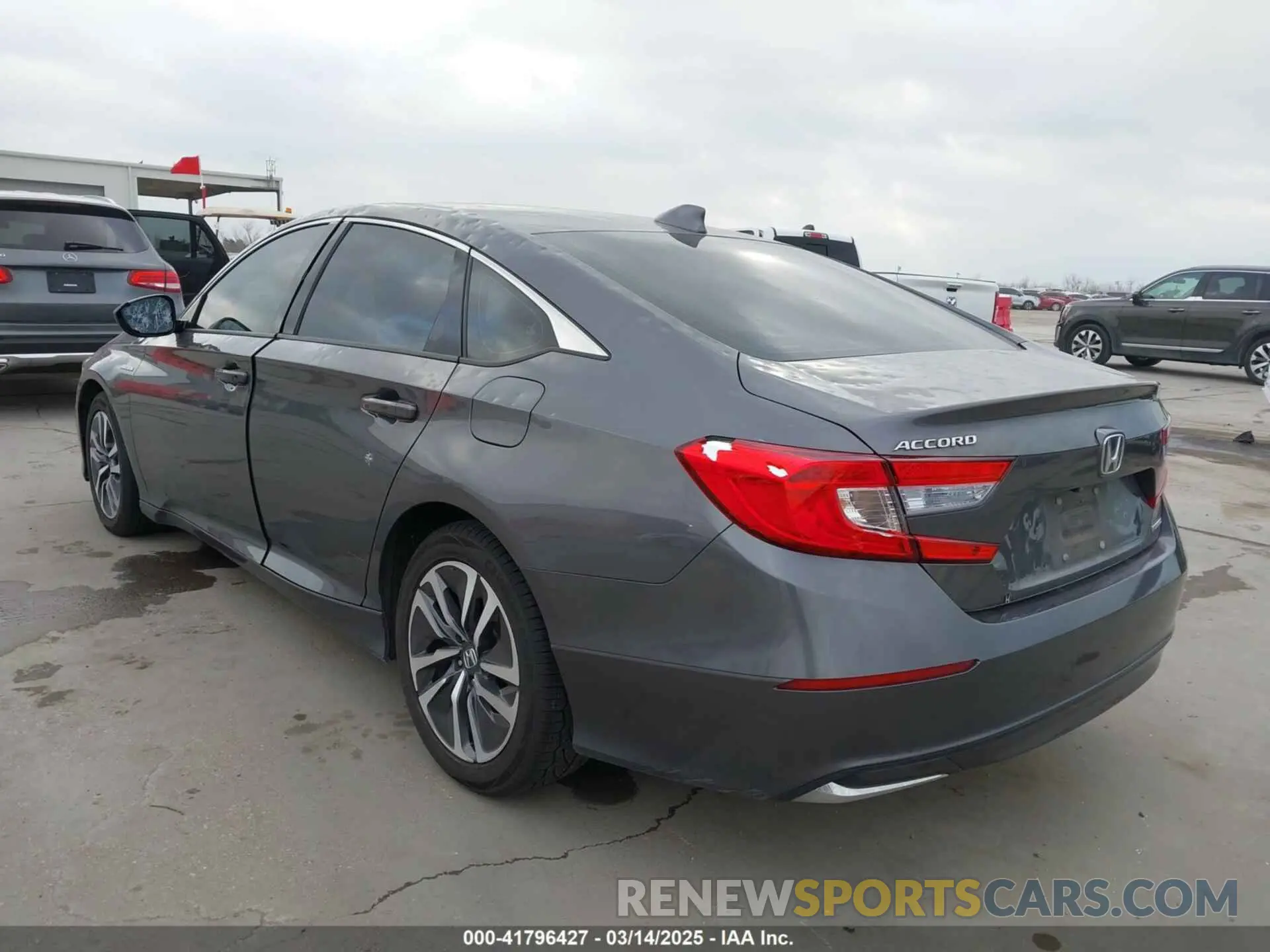 3 Photograph of a damaged car 1HGCV3F17KA019711 HONDA ACCORD HYBRID 2019
