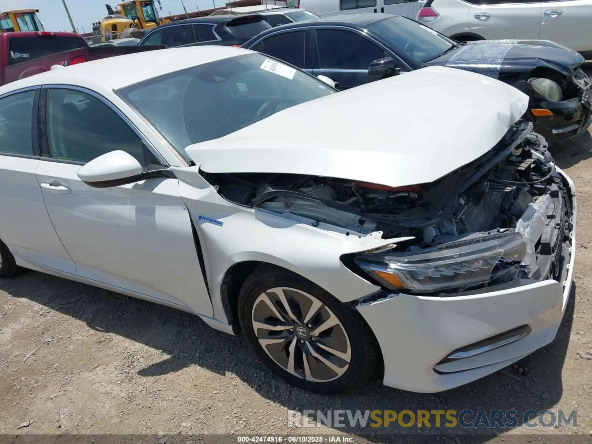 17 Photograph of a damaged car 1HGCV3F19KA019919 HONDA ACCORD HYBRID 2019