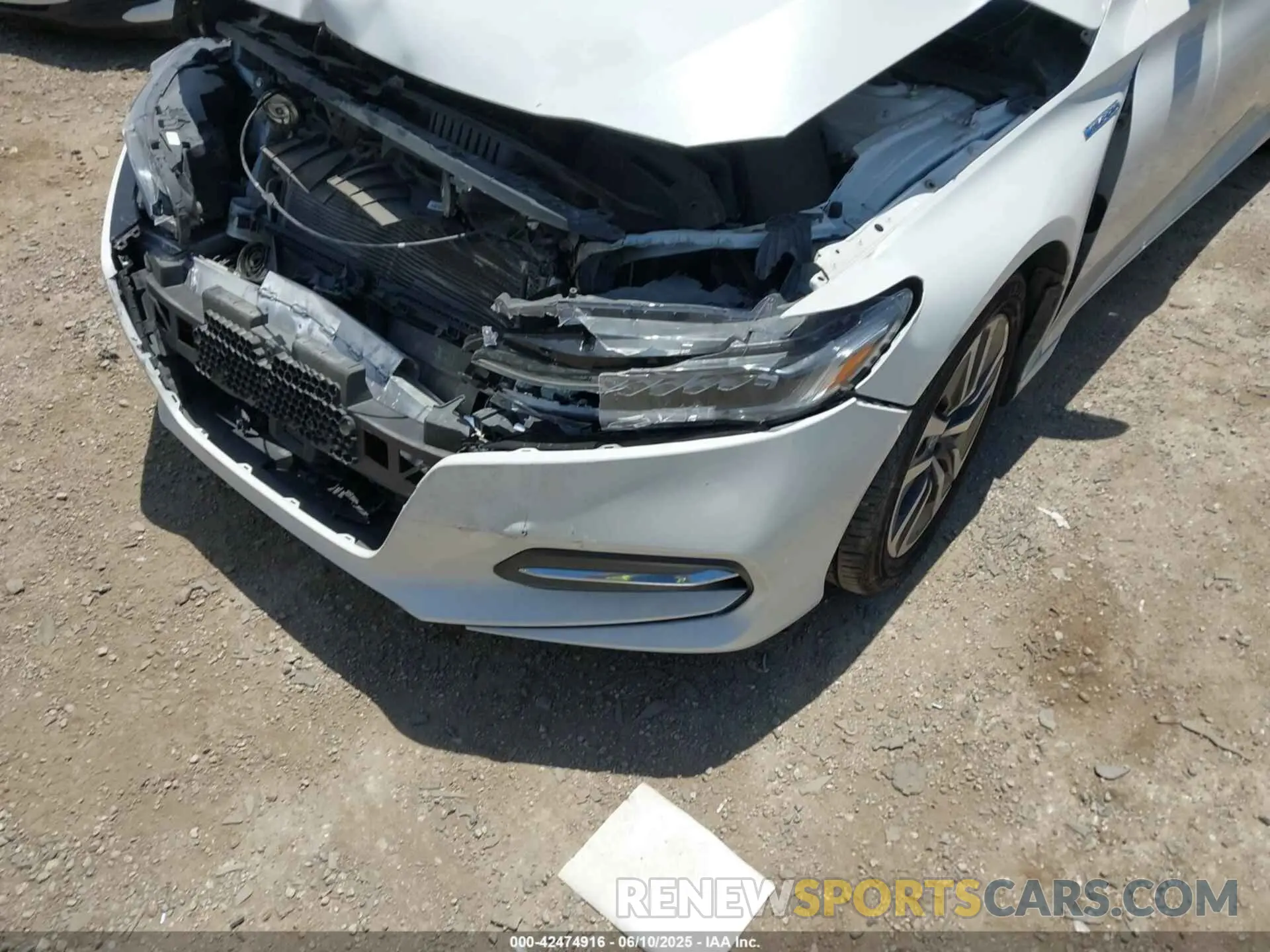 2 Photograph of a damaged car 1HGCV3F19KA019919 HONDA ACCORD HYBRID 2019
