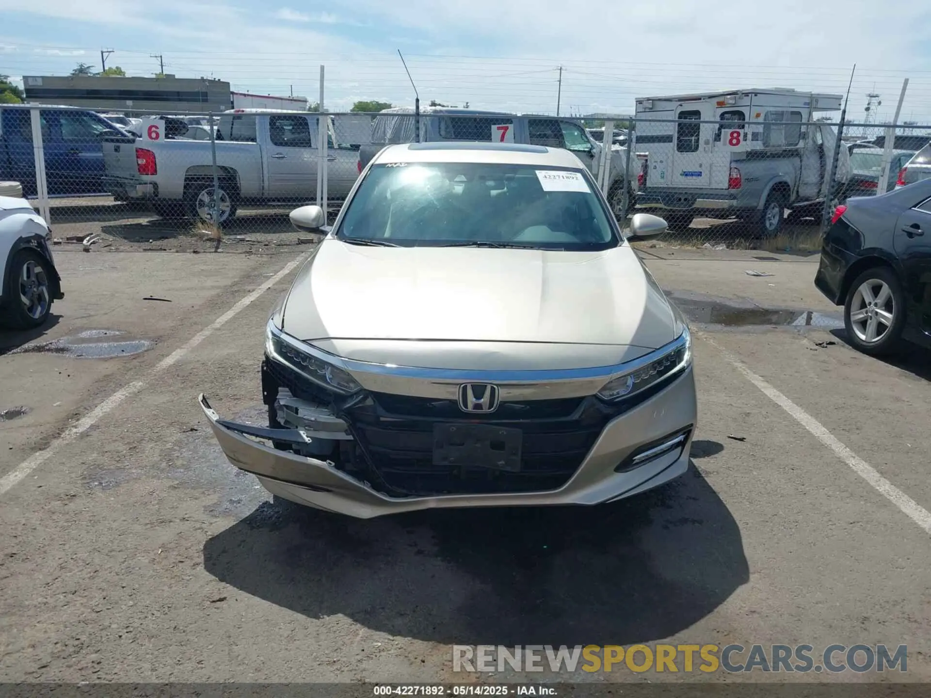 12 Photograph of a damaged car 1HGCV3F47KA009254 HONDA ACCORD HYBRID 2019