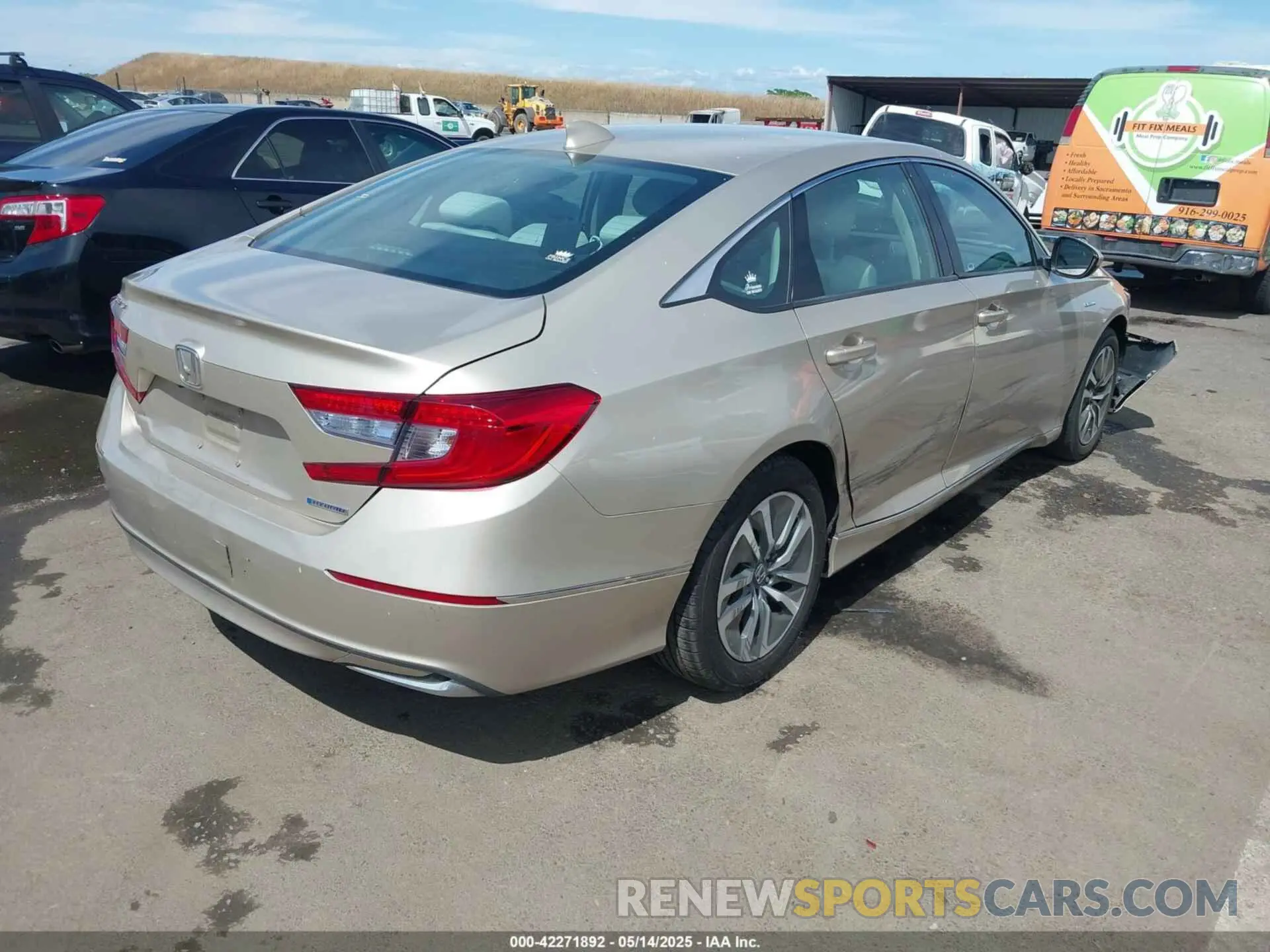 4 Photograph of a damaged car 1HGCV3F47KA009254 HONDA ACCORD HYBRID 2019