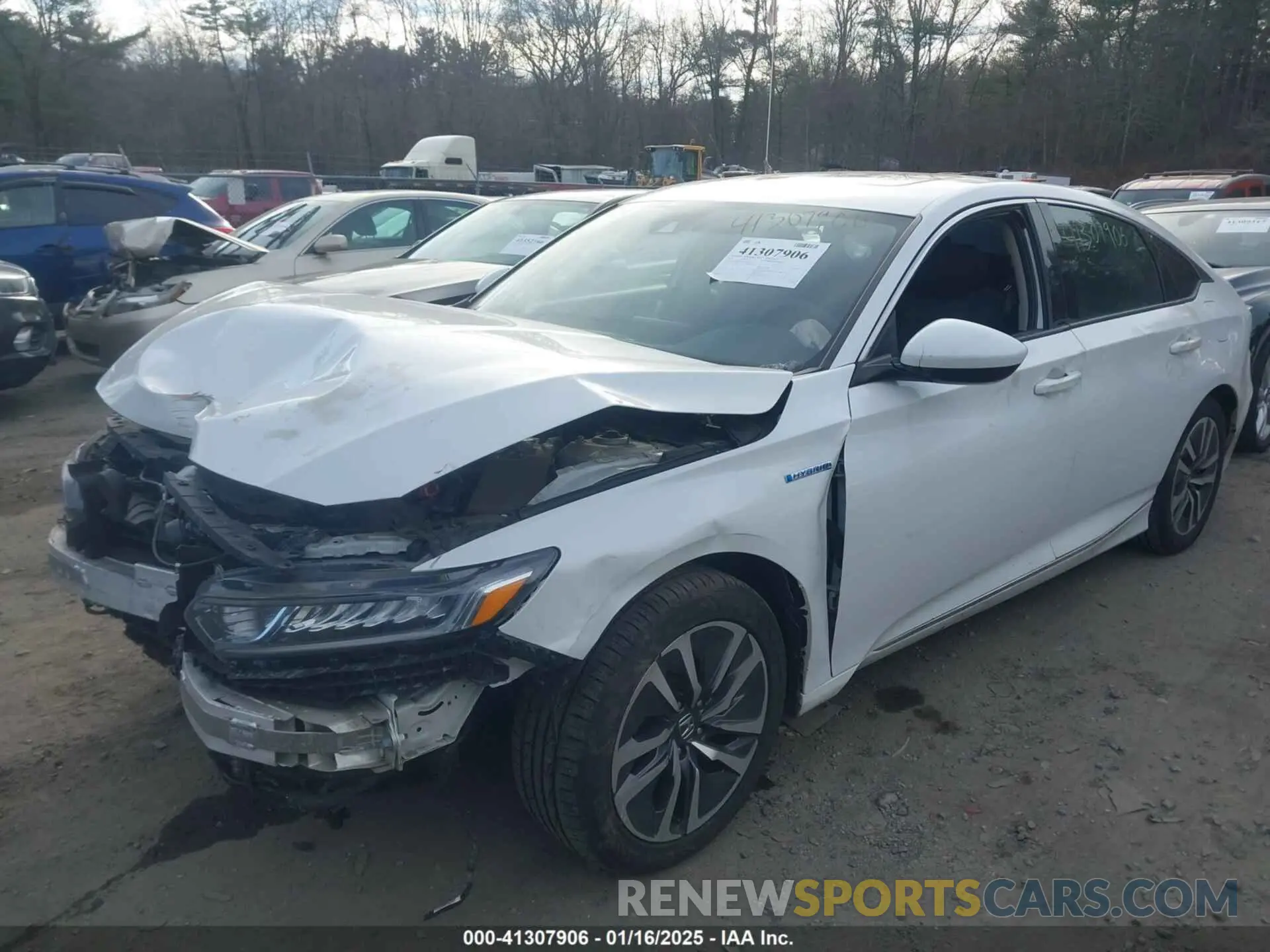 2 Photograph of a damaged car 1HGCV3F47KA016012 HONDA ACCORD HYBRID 2019