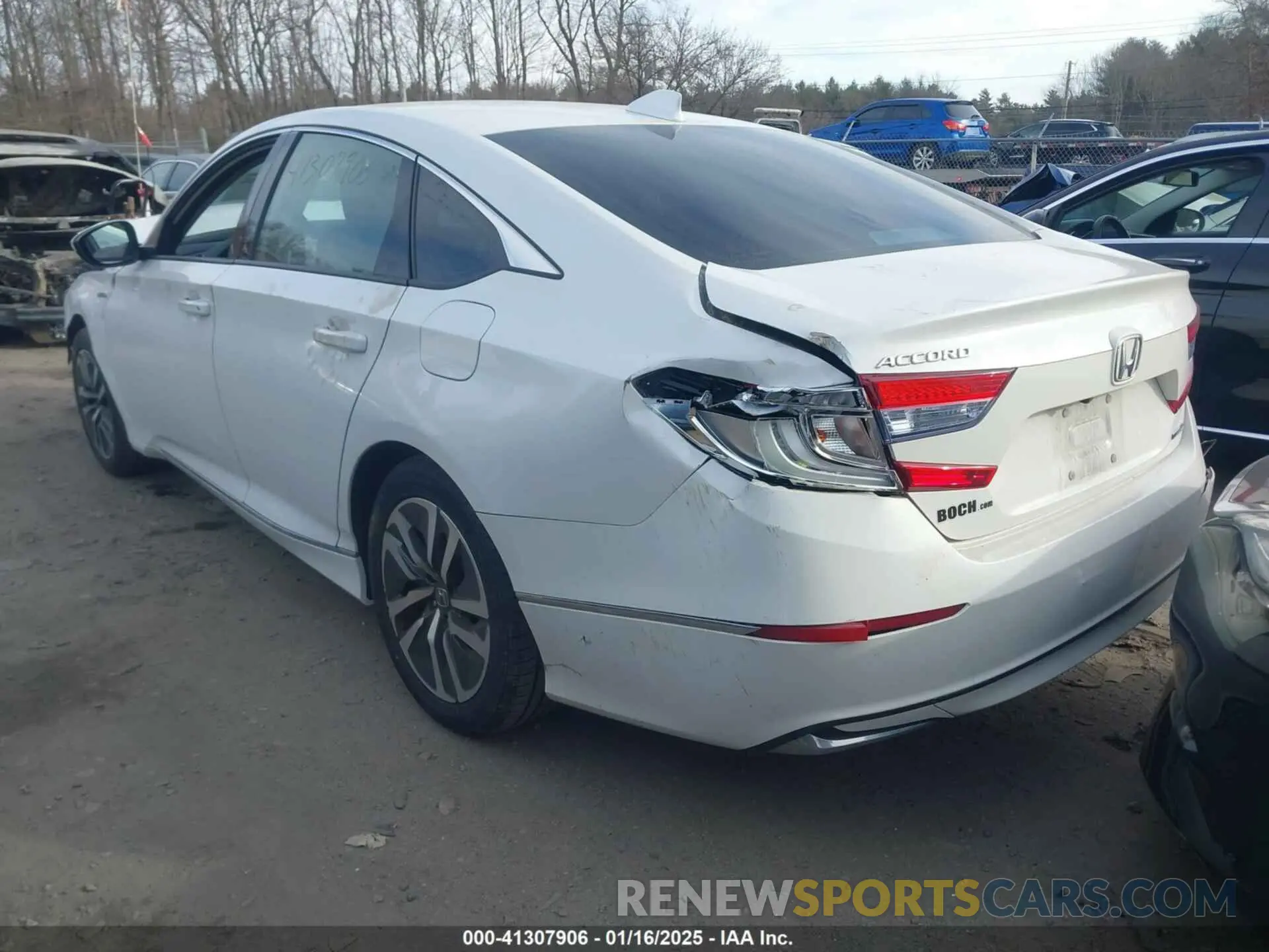 3 Photograph of a damaged car 1HGCV3F47KA016012 HONDA ACCORD HYBRID 2019