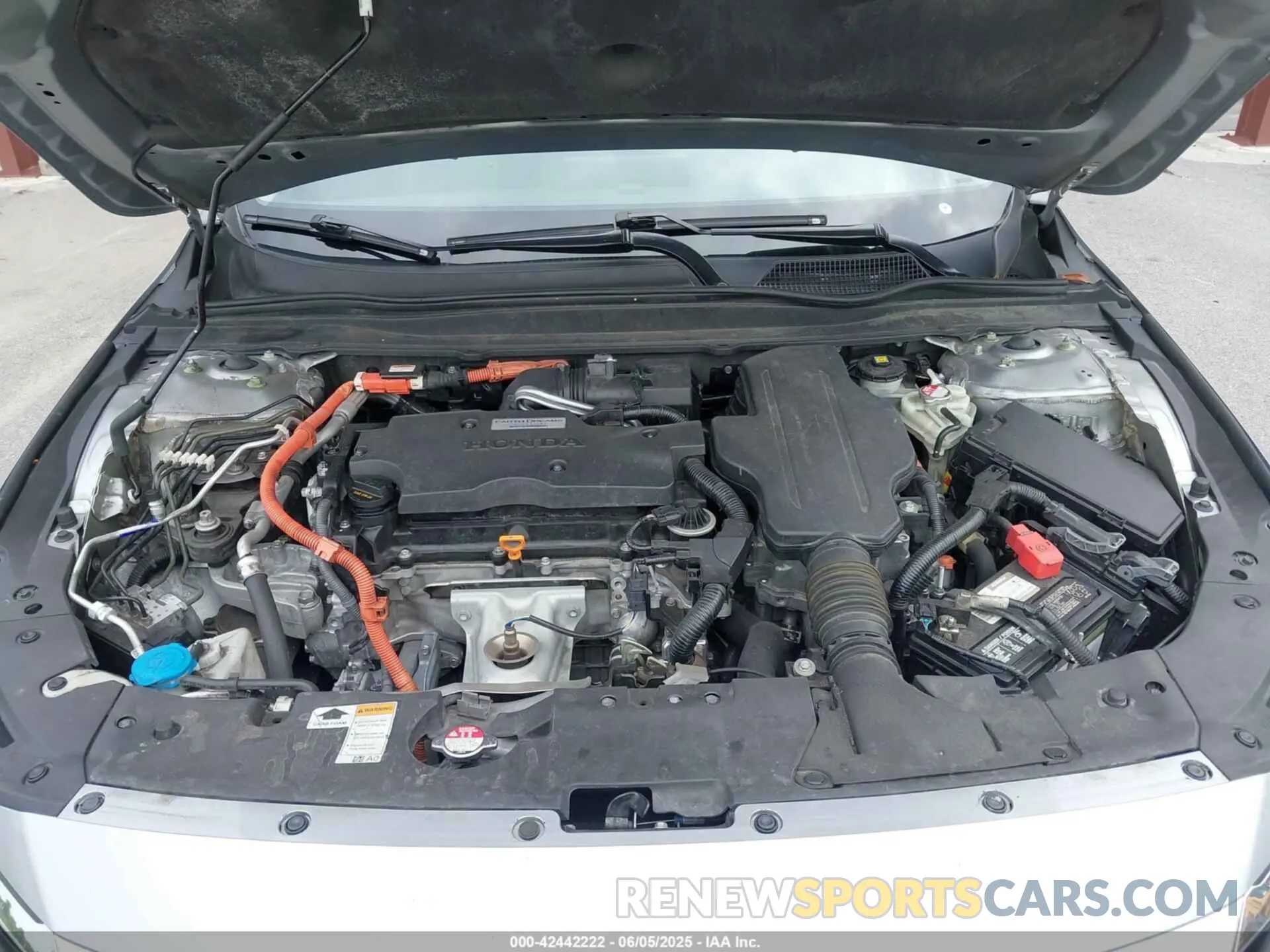 10 Photograph of a damaged car 1HGCV3F50KA017933 HONDA ACCORD HYBRID 2019