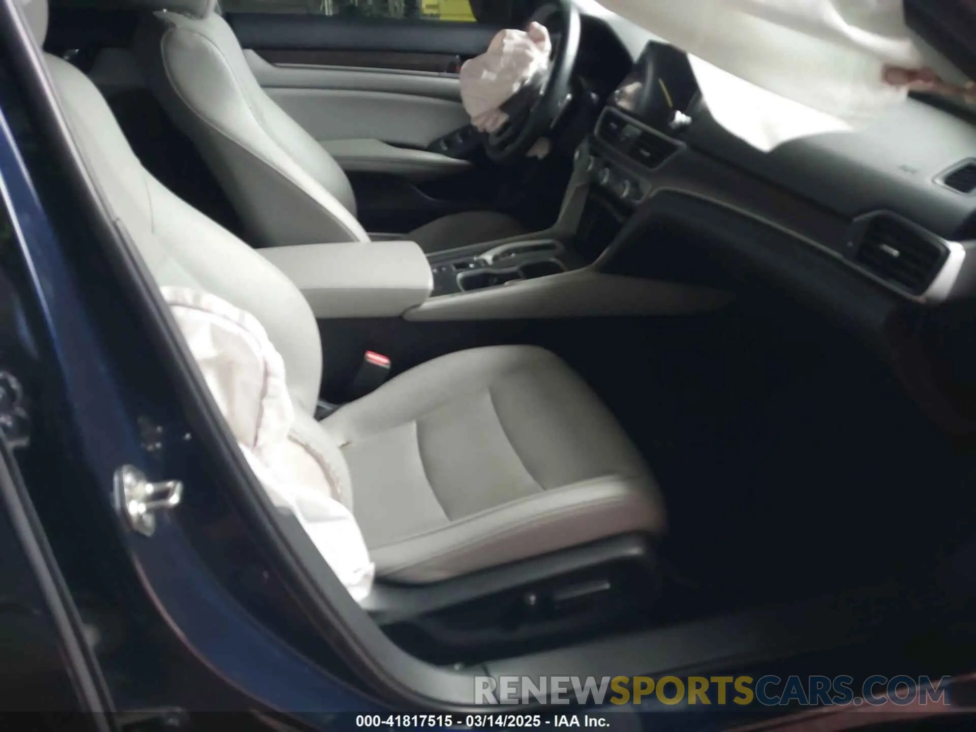 5 Photograph of a damaged car 1HGCV3F52KA006450 HONDA ACCORD HYBRID 2019