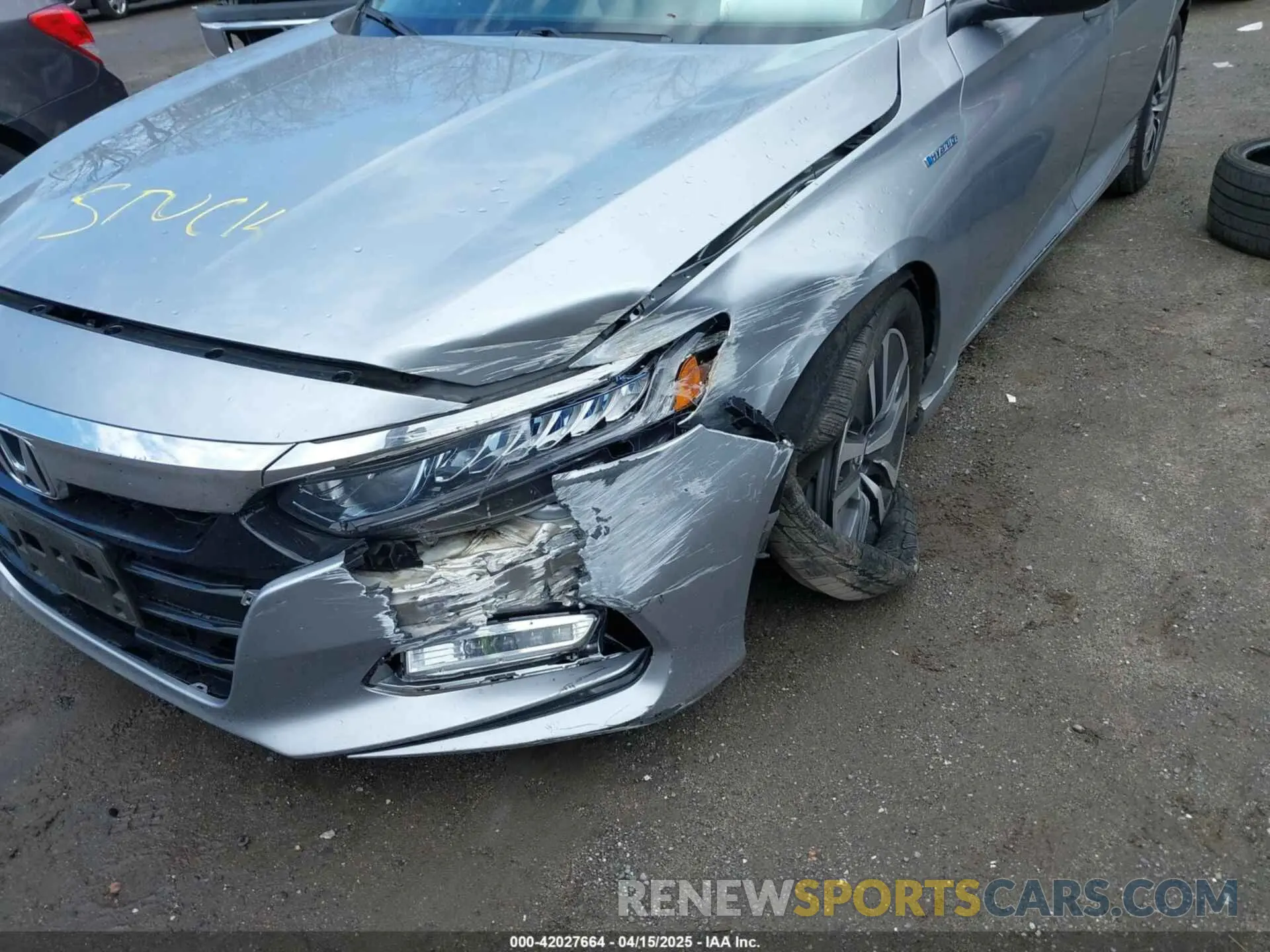 6 Photograph of a damaged car 1HGCV3F54KA008359 HONDA ACCORD HYBRID 2019