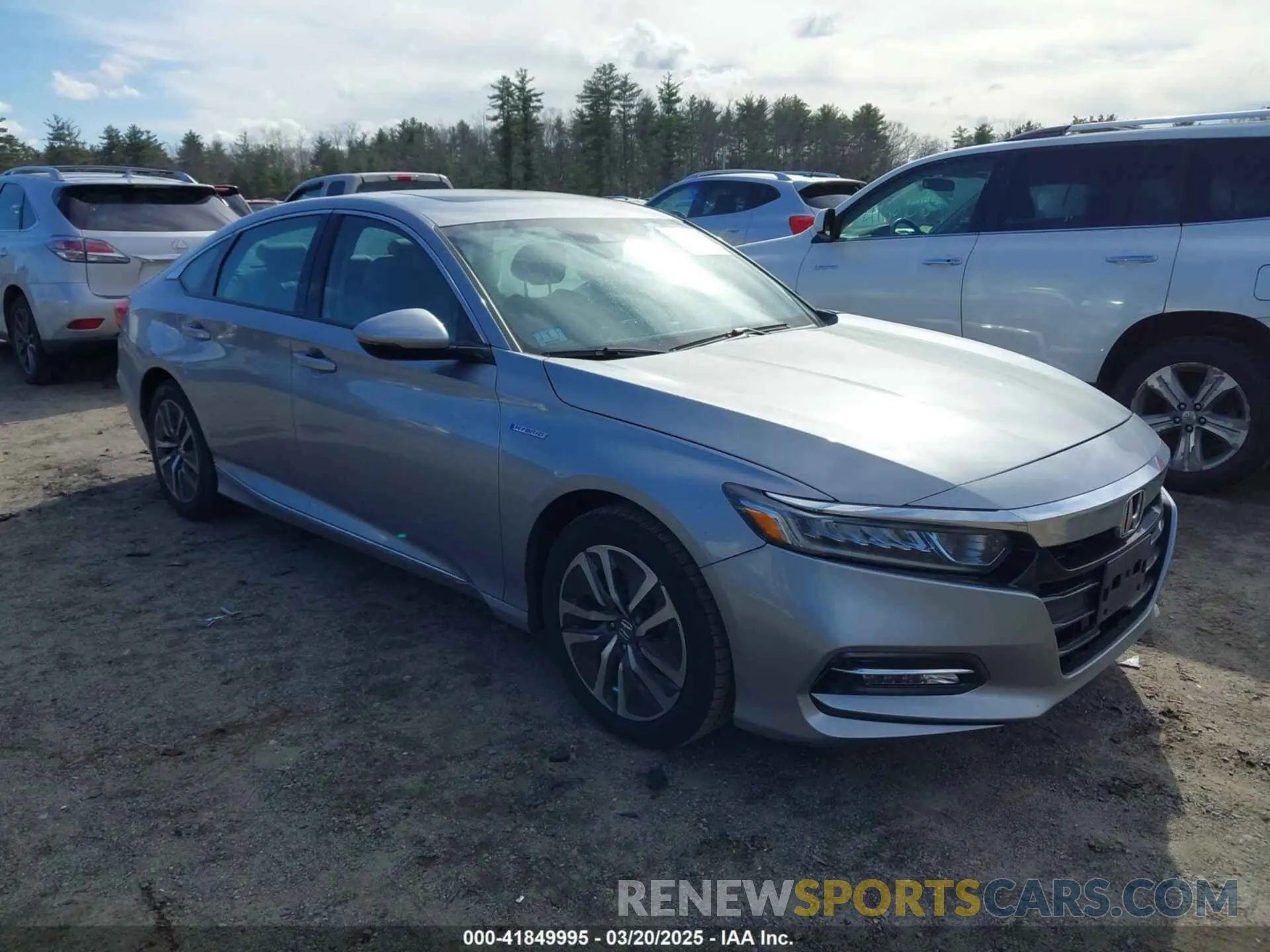 1 Photograph of a damaged car 1HGCV3F56KA001218 HONDA ACCORD HYBRID 2019
