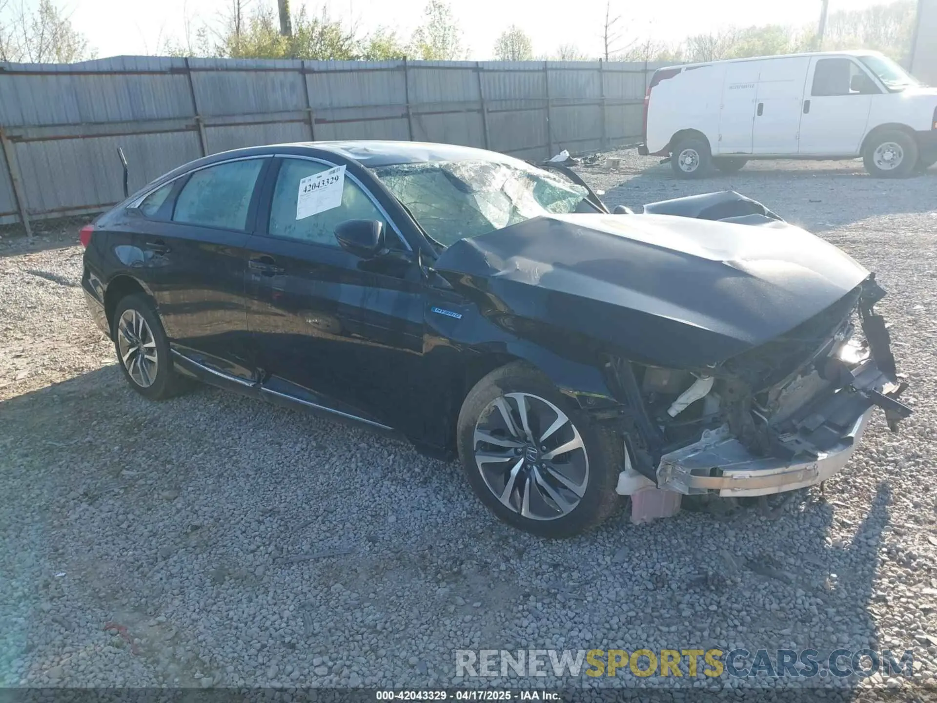 1 Photograph of a damaged car 1HGCV3F57KA012776 HONDA ACCORD HYBRID 2019