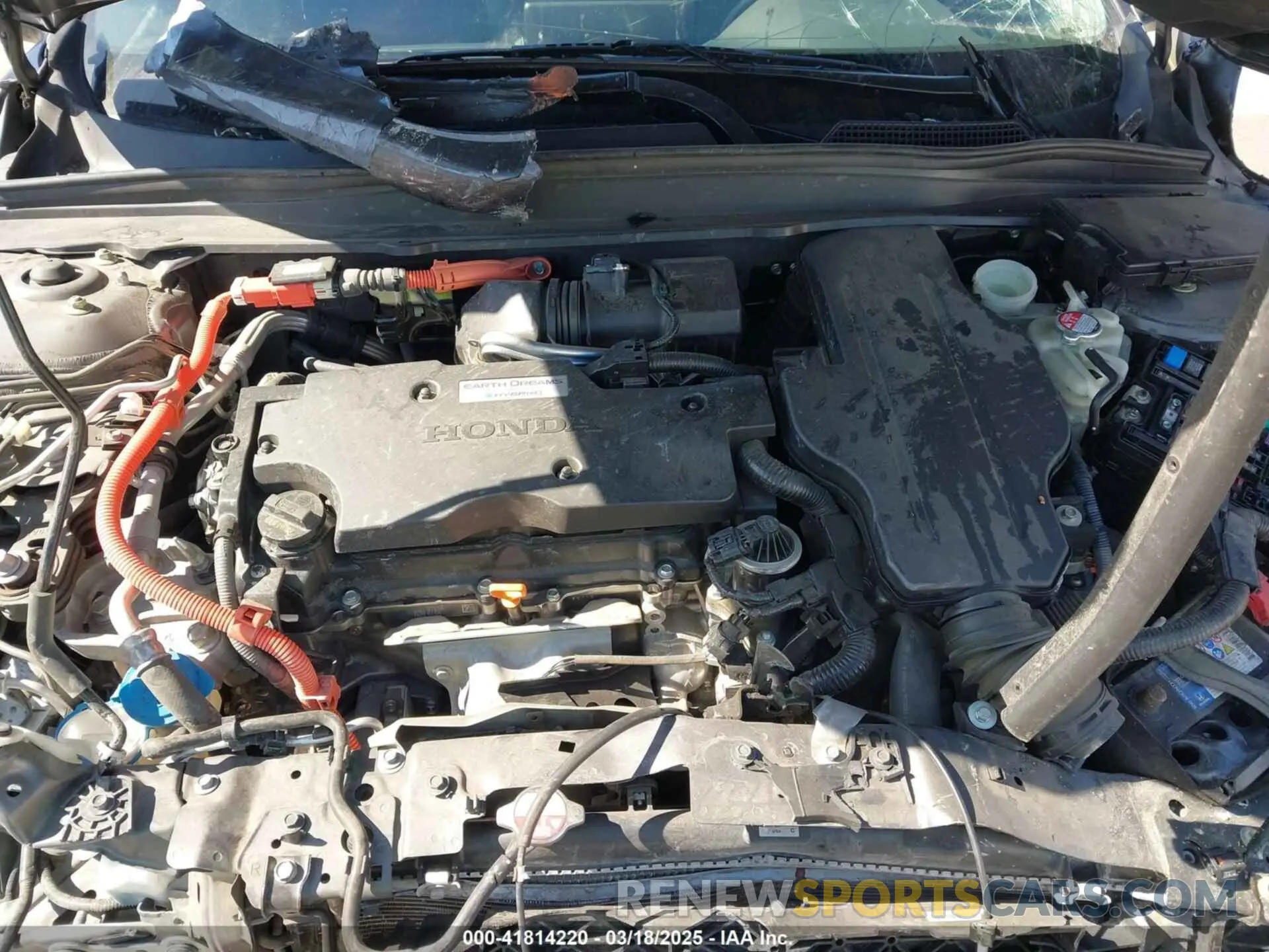 10 Photograph of a damaged car 1HGCV3F58KA017310 HONDA ACCORD HYBRID 2019