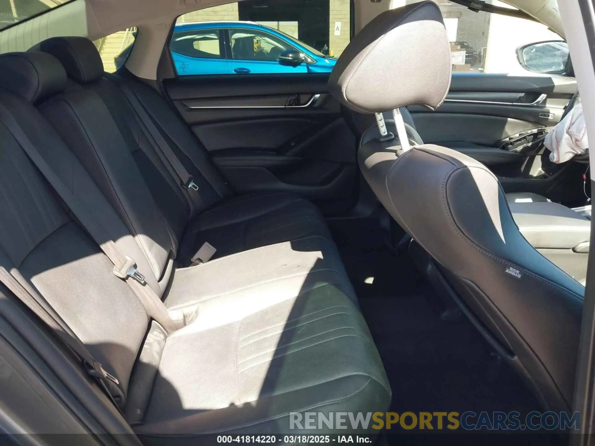 8 Photograph of a damaged car 1HGCV3F58KA017310 HONDA ACCORD HYBRID 2019