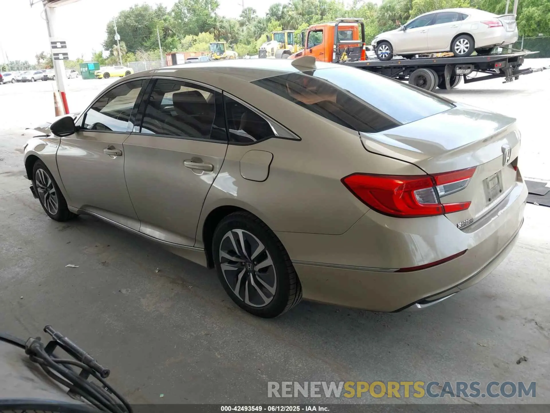 3 Photograph of a damaged car 1HGCV3F59KA015906 HONDA ACCORD HYBRID 2019