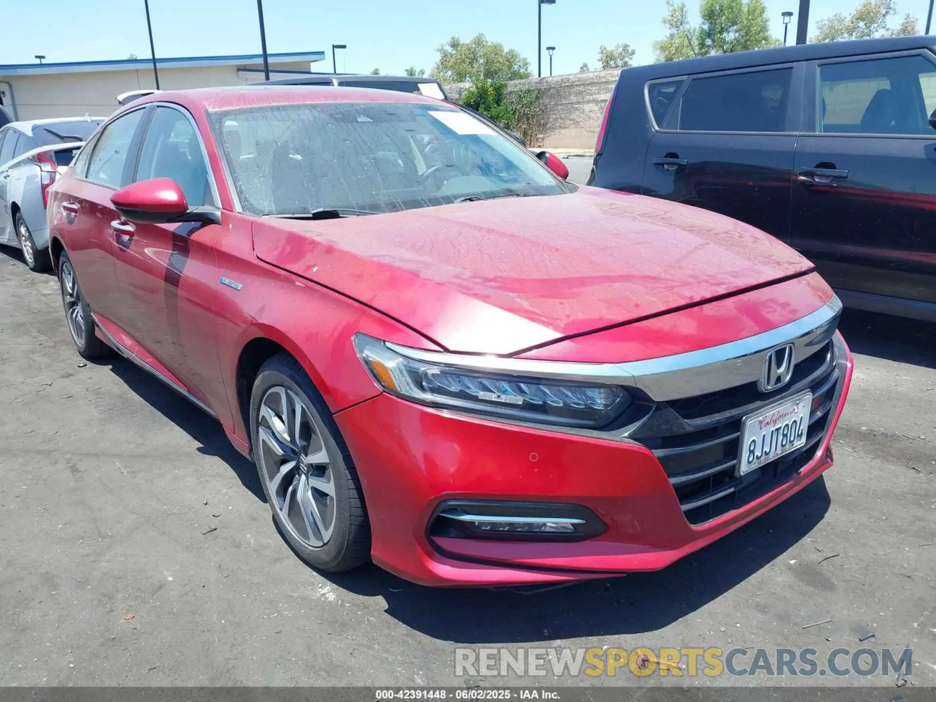 1 Photograph of a damaged car 1HGCV3F91KA000531 HONDA ACCORD HYBRID 2019