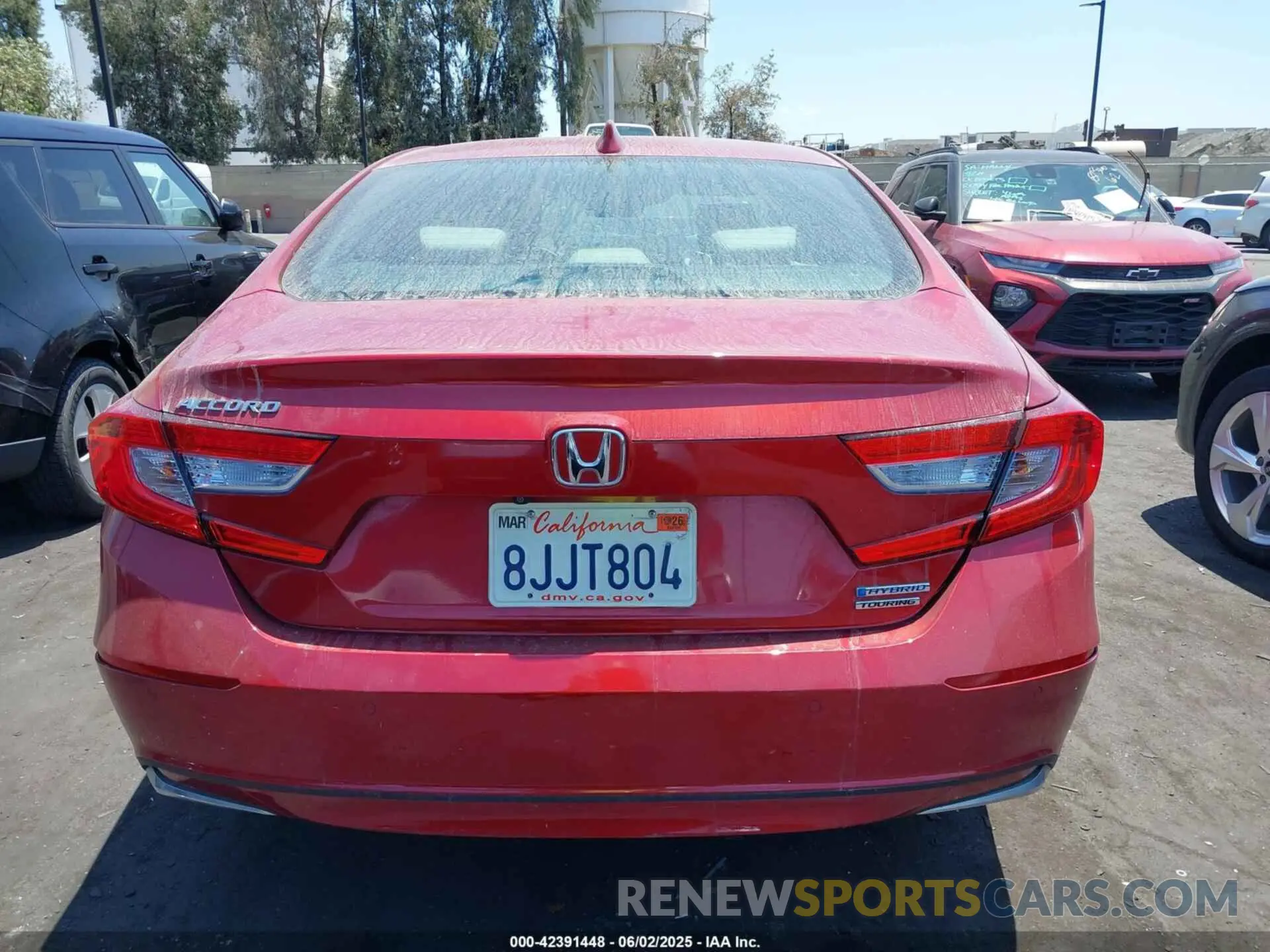 16 Photograph of a damaged car 1HGCV3F91KA000531 HONDA ACCORD HYBRID 2019