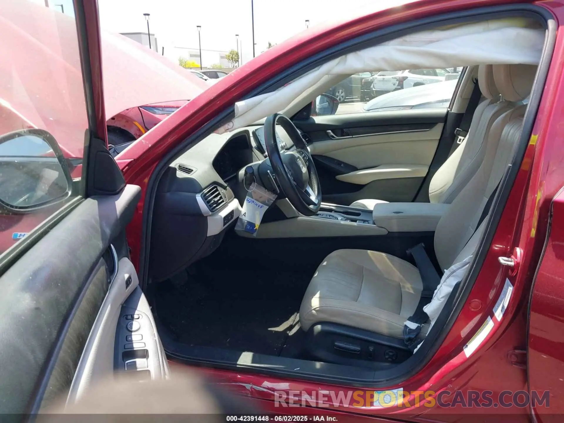 5 Photograph of a damaged car 1HGCV3F91KA000531 HONDA ACCORD HYBRID 2019
