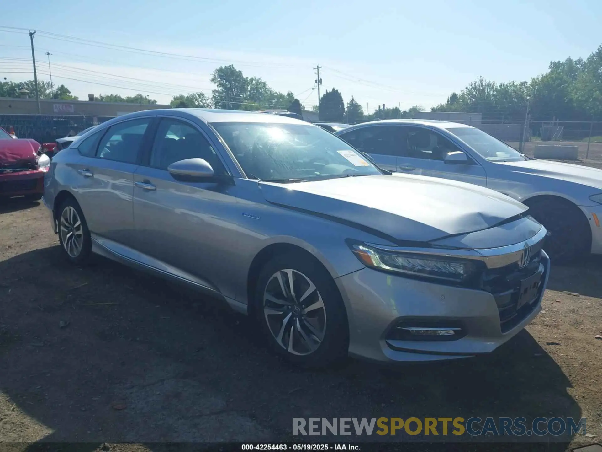 1 Photograph of a damaged car 1HGCV3F91KA021167 HONDA ACCORD HYBRID 2019