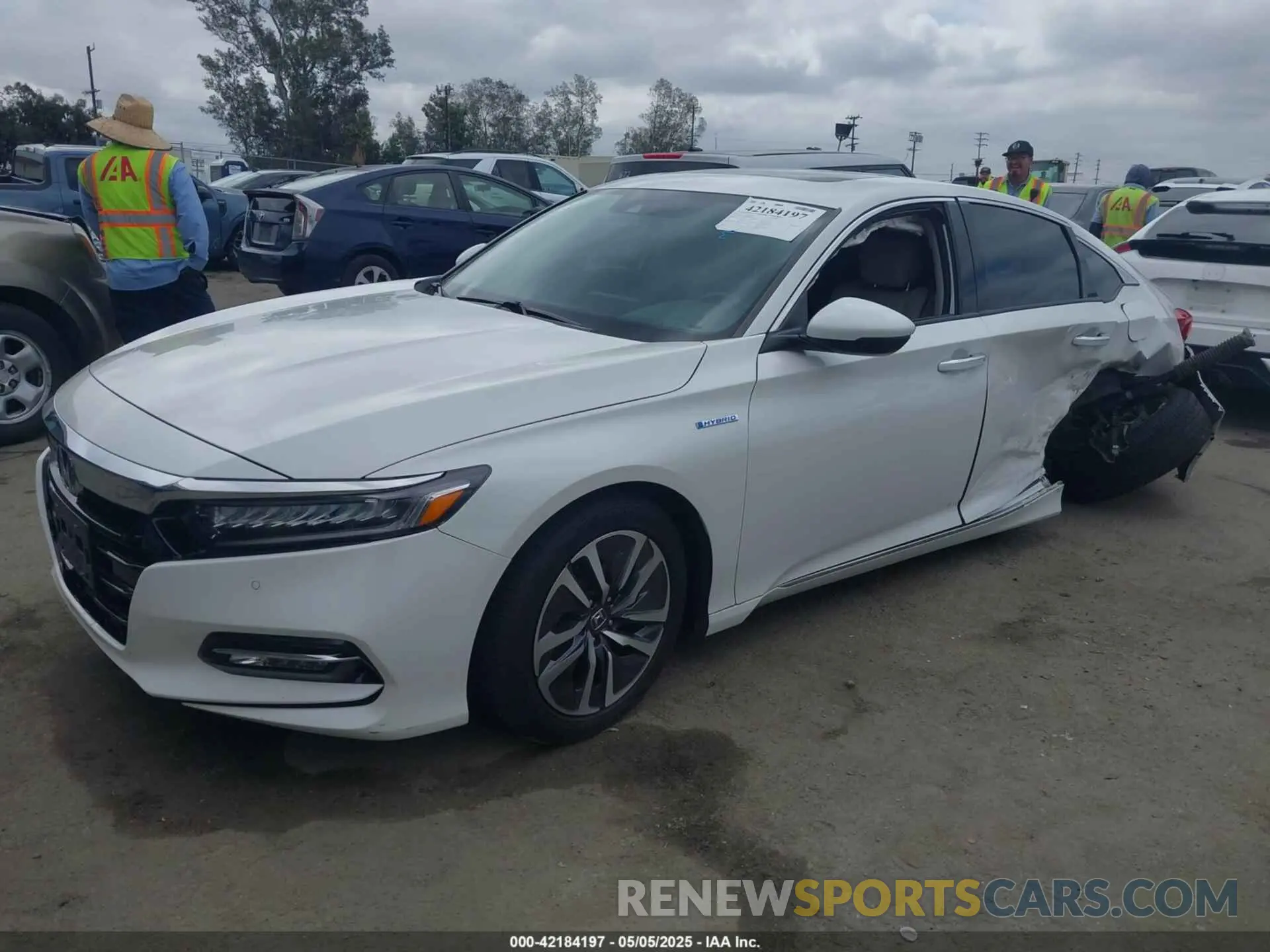 2 Photograph of a damaged car 1HGCV3F9XKA000284 HONDA ACCORD HYBRID 2019