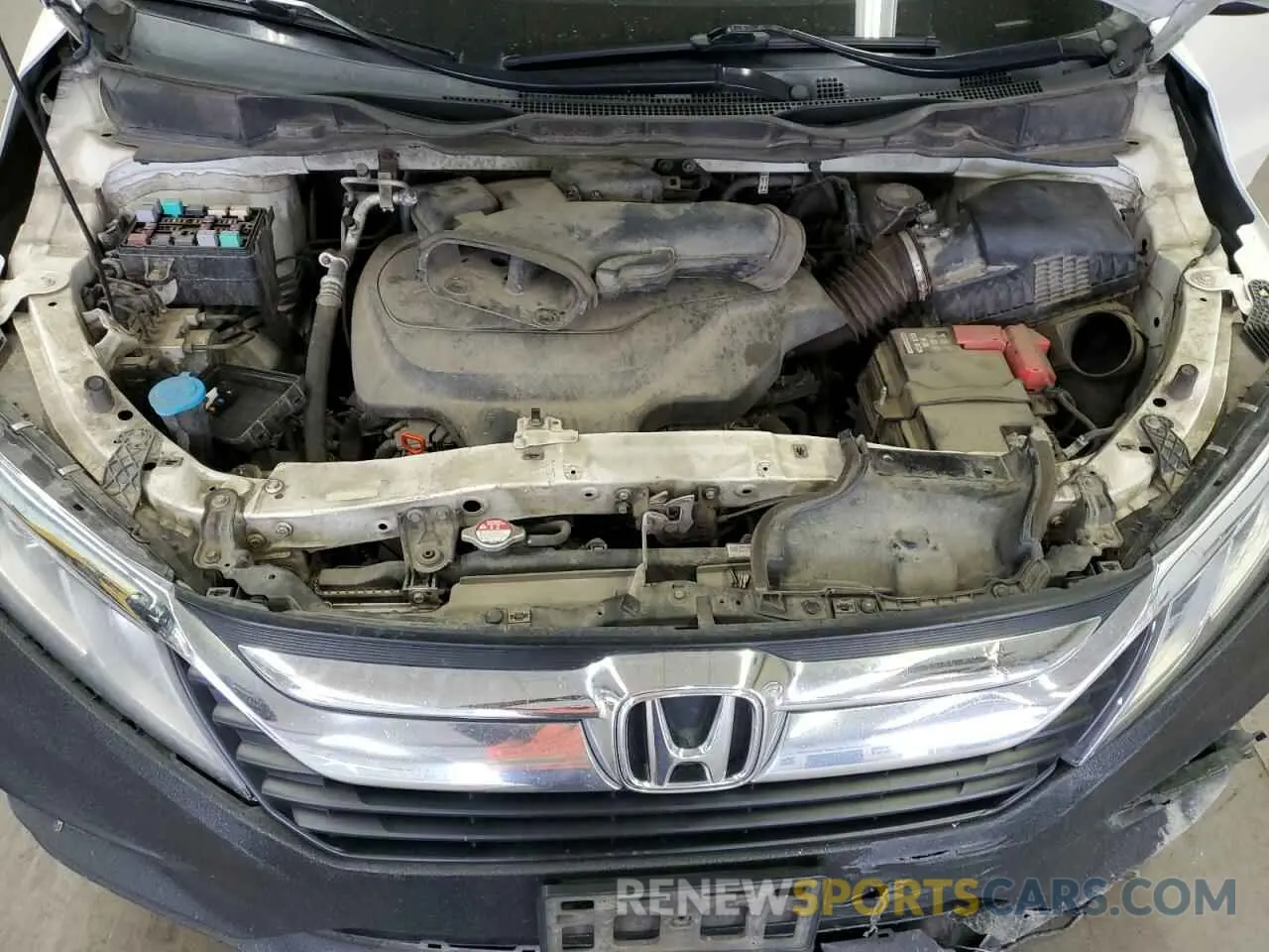 14 Photograph of a damaged car 5FNRL6H21KB014338 HONDA All Models 2019