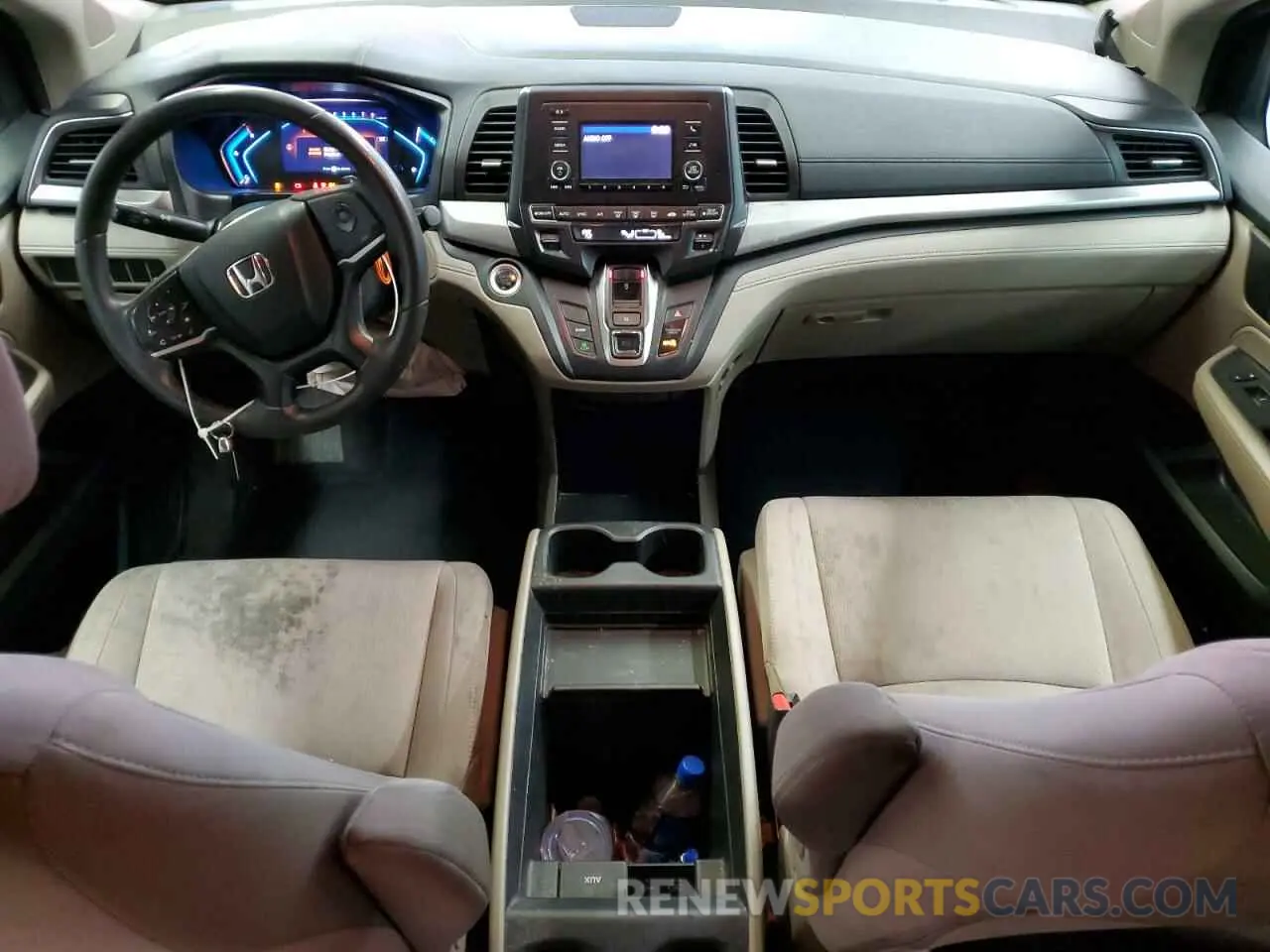 8 Photograph of a damaged car 5FNRL6H21KB014338 HONDA All Models 2019