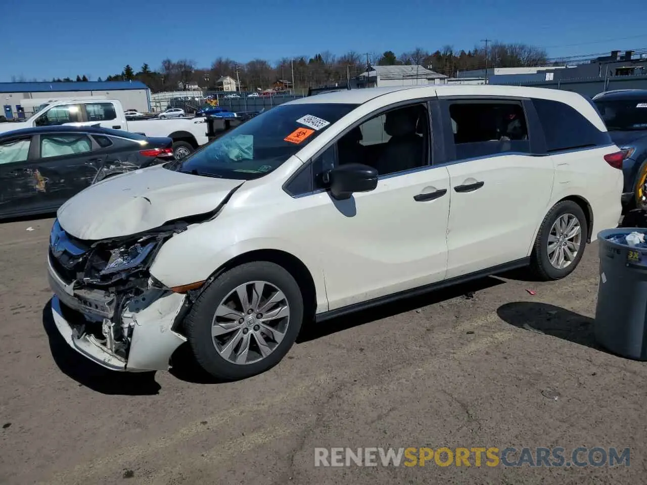 1 Photograph of a damaged car 5FNRL6H22KB016888 HONDA All Models 2019