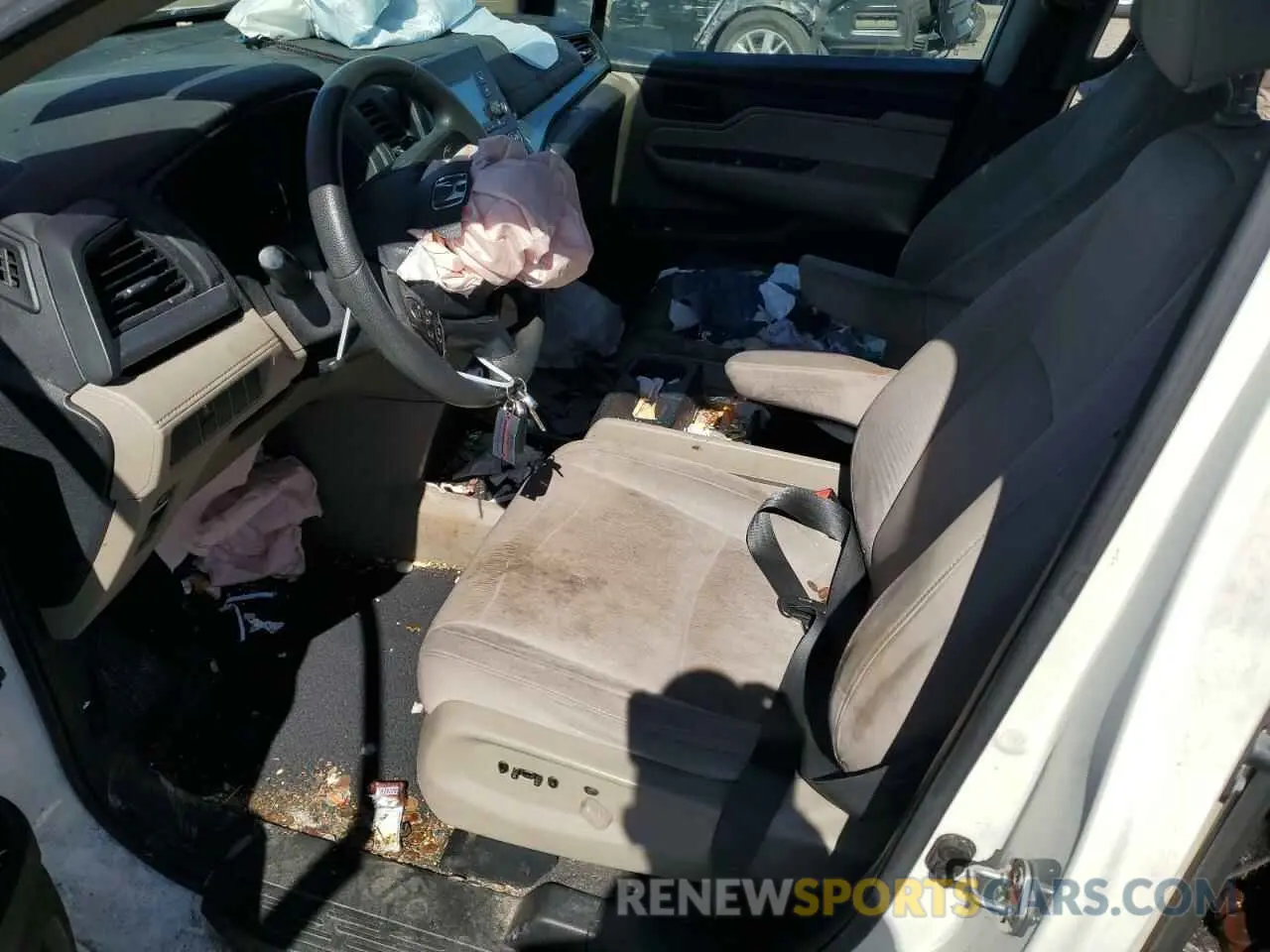 7 Photograph of a damaged car 5FNRL6H22KB016888 HONDA All Models 2019