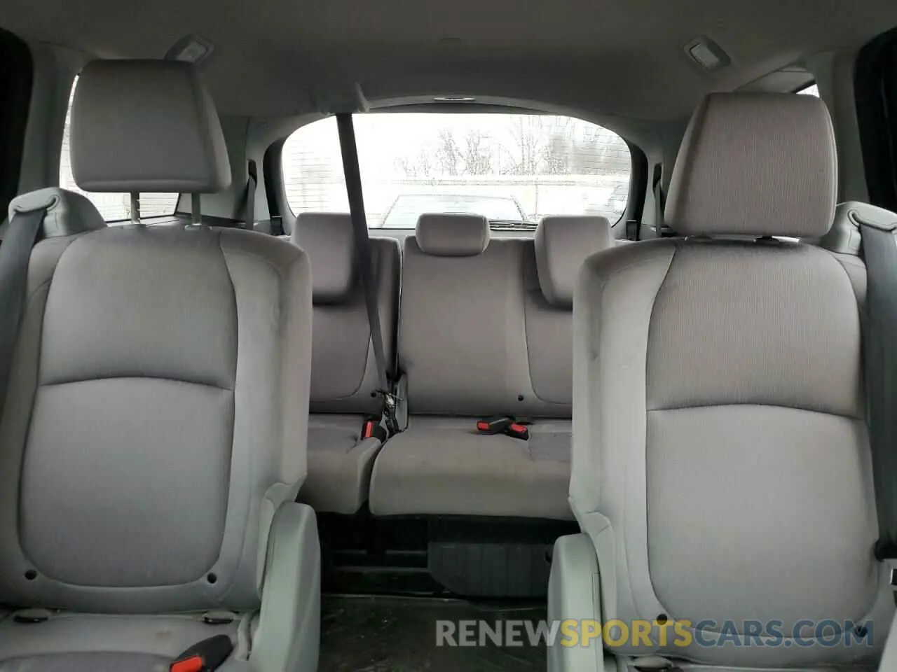10 Photograph of a damaged car 5FNRL6H23KB056672 HONDA All Models 2019