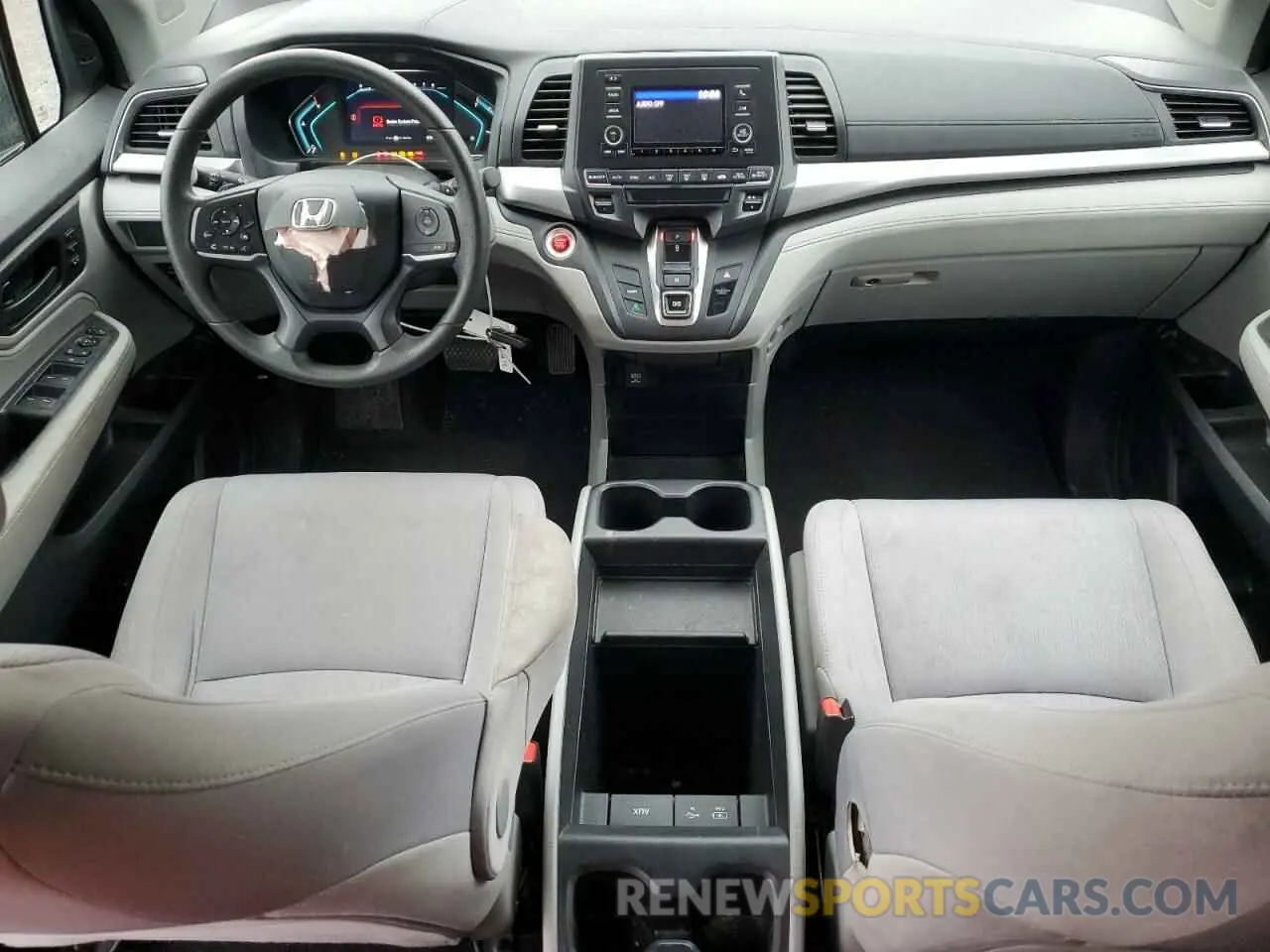 8 Photograph of a damaged car 5FNRL6H23KB056672 HONDA All Models 2019