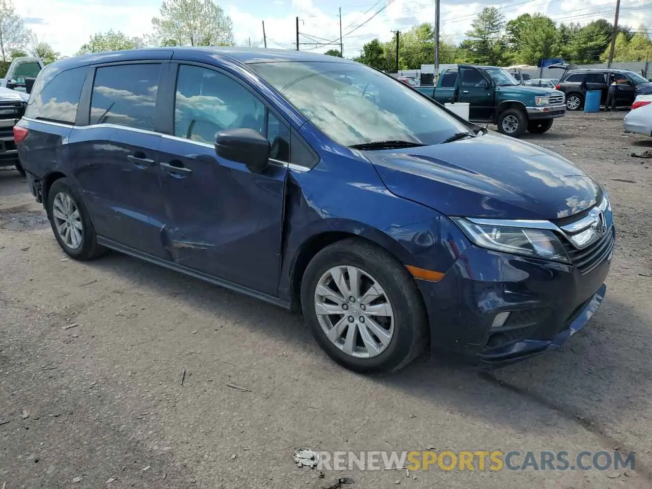 4 Photograph of a damaged car 5FNRL6H28KB027071 HONDA All Models 2019