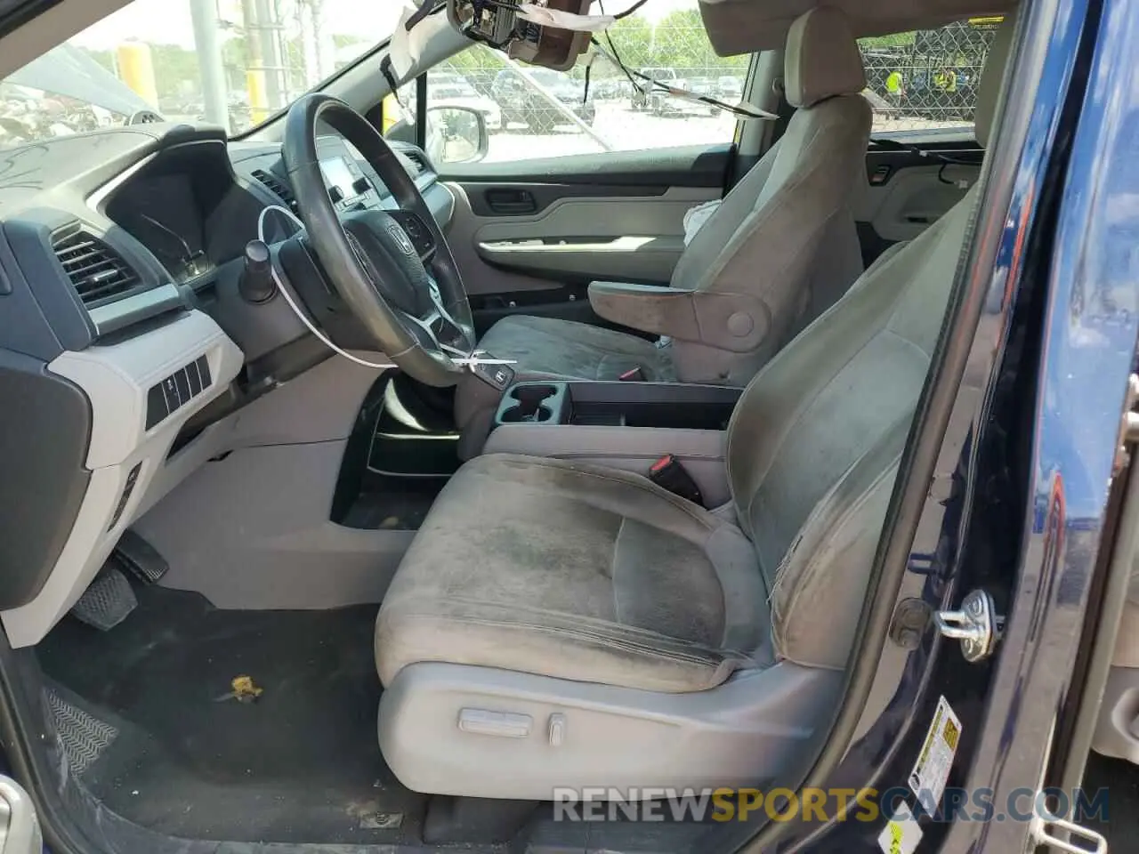 7 Photograph of a damaged car 5FNRL6H28KB027071 HONDA All Models 2019