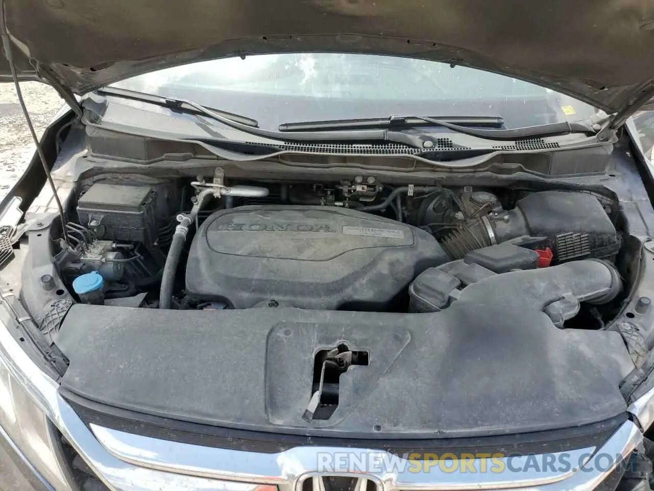 12 Photograph of a damaged car 5FNRL6H29KB013437 HONDA All Models 2019