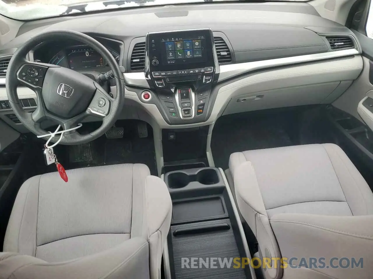 8 Photograph of a damaged car 5FNRL6H50KB111802 HONDA All Models 2019
