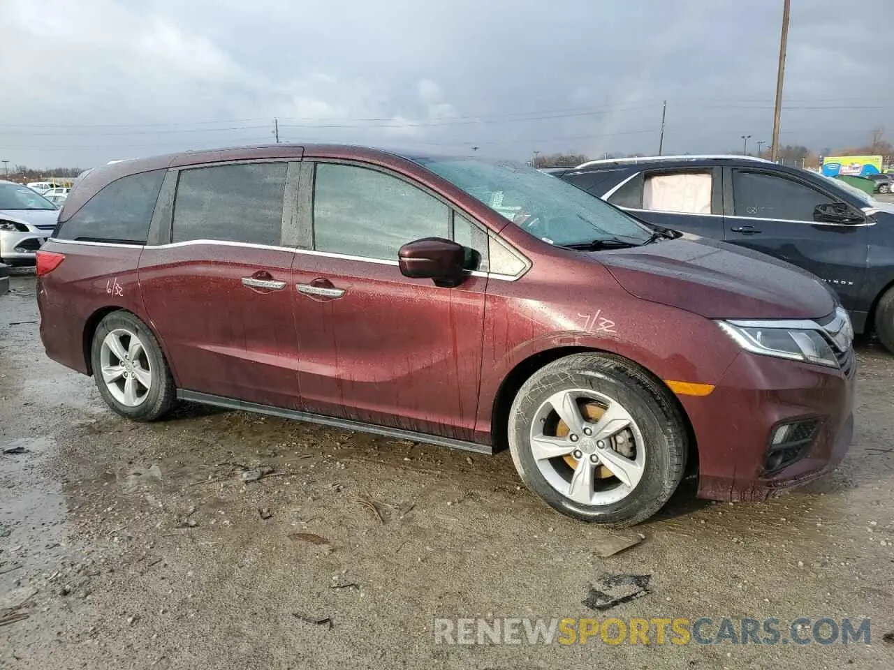 4 Photograph of a damaged car 5FNRL6H51KB090958 HONDA All Models 2019