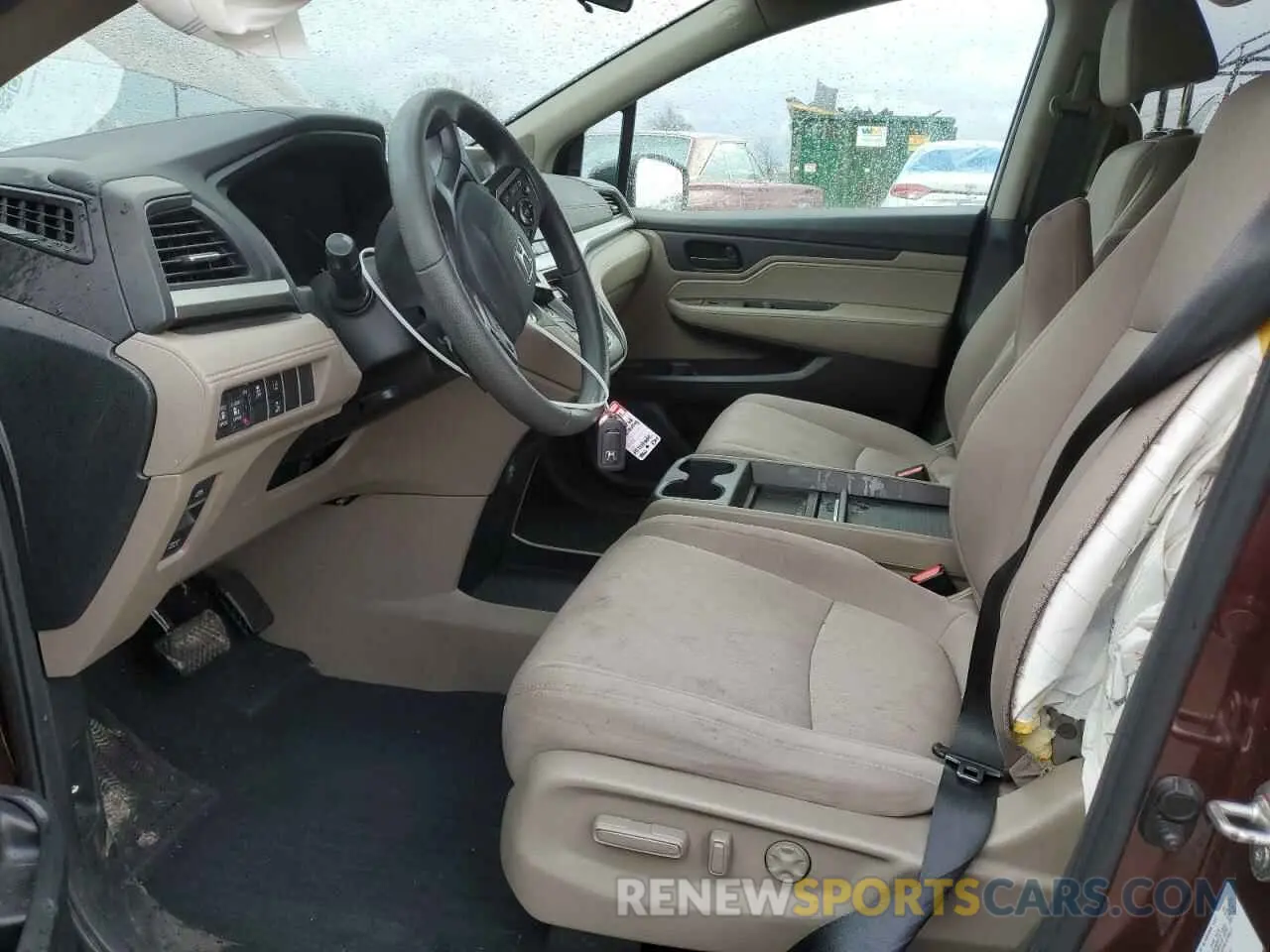 7 Photograph of a damaged car 5FNRL6H51KB090958 HONDA All Models 2019