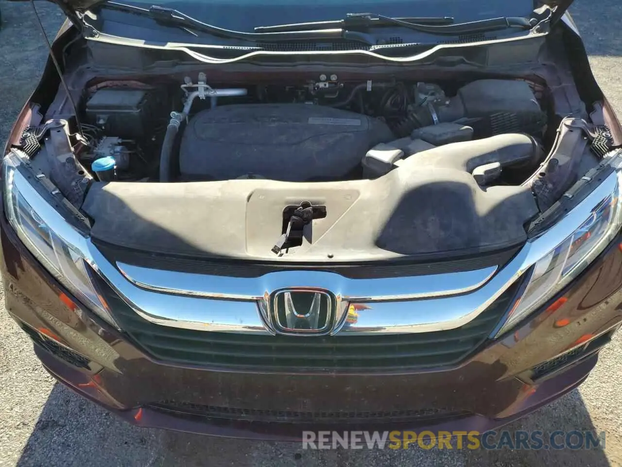 12 Photograph of a damaged car 5FNRL6H54KB033752 HONDA All Models 2019