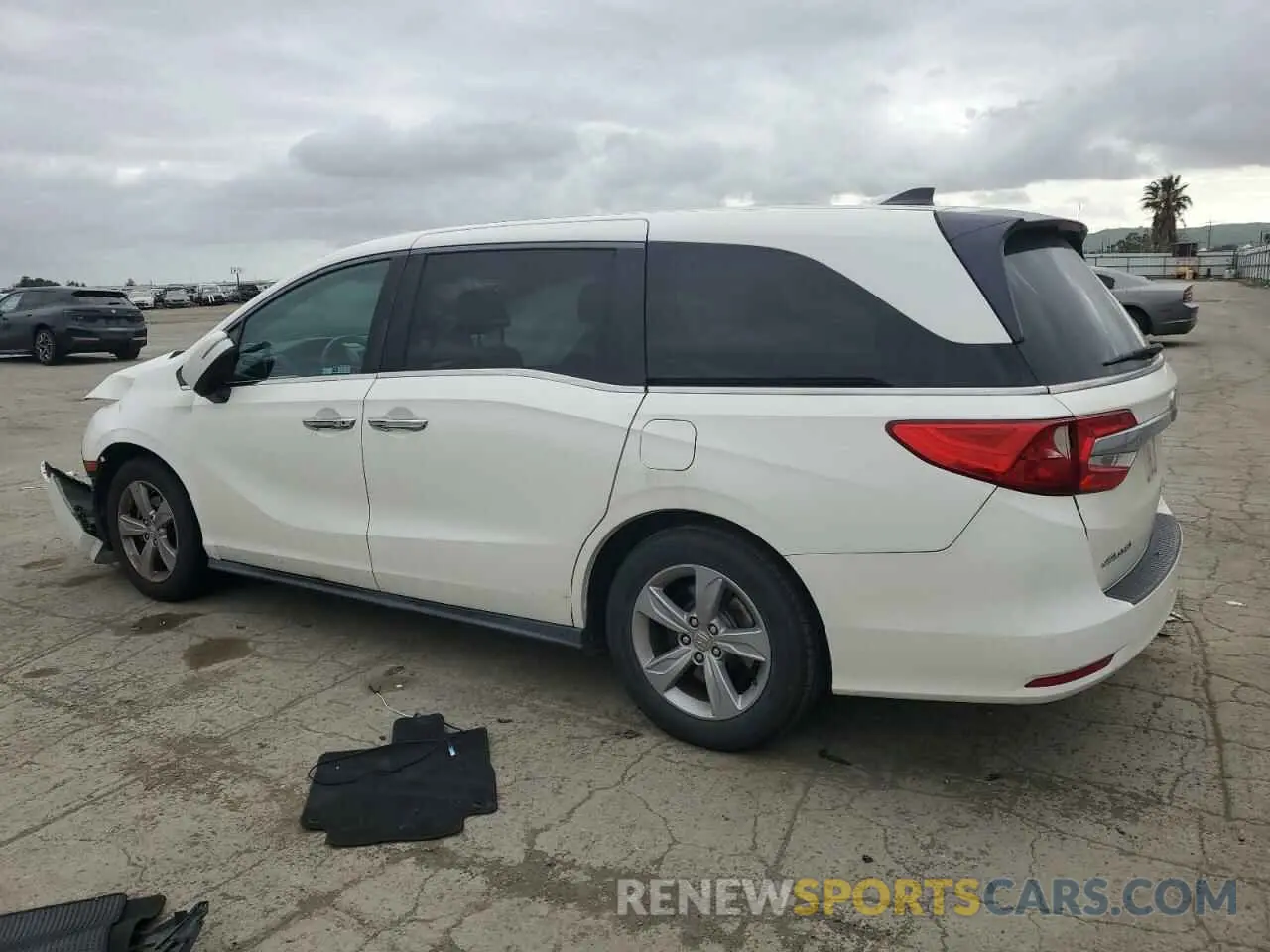 2 Photograph of a damaged car 5FNRL6H55KB047191 HONDA All Models 2019
