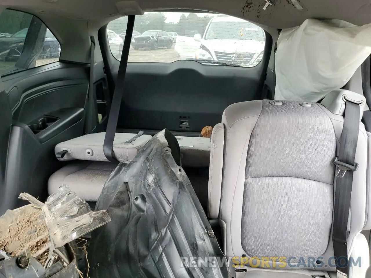 10 Photograph of a damaged car 5FNRL6H55KB122830 HONDA All Models 2019