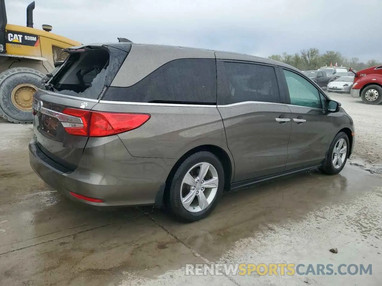3 Photograph of a damaged car 5FNRL6H56KB097386 HONDA All Models 2019