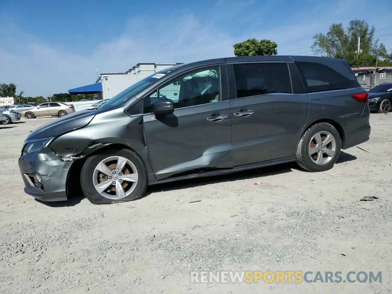 1 Photograph of a damaged car 5FNRL6H58KB052482 HONDA All Models 2019