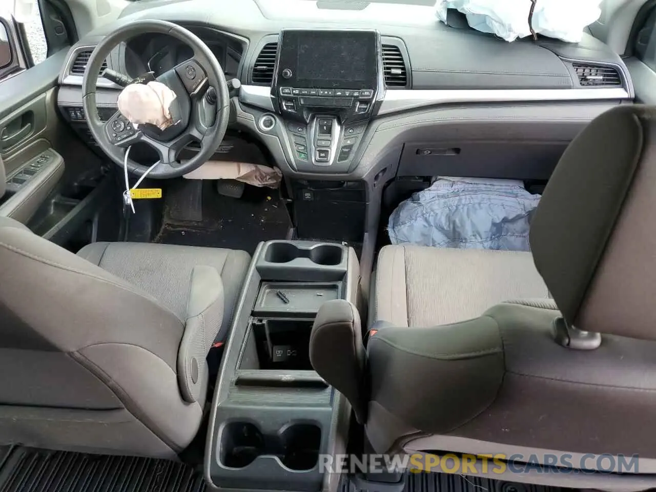 8 Photograph of a damaged car 5FNRL6H59KB101009 HONDA All Models 2019