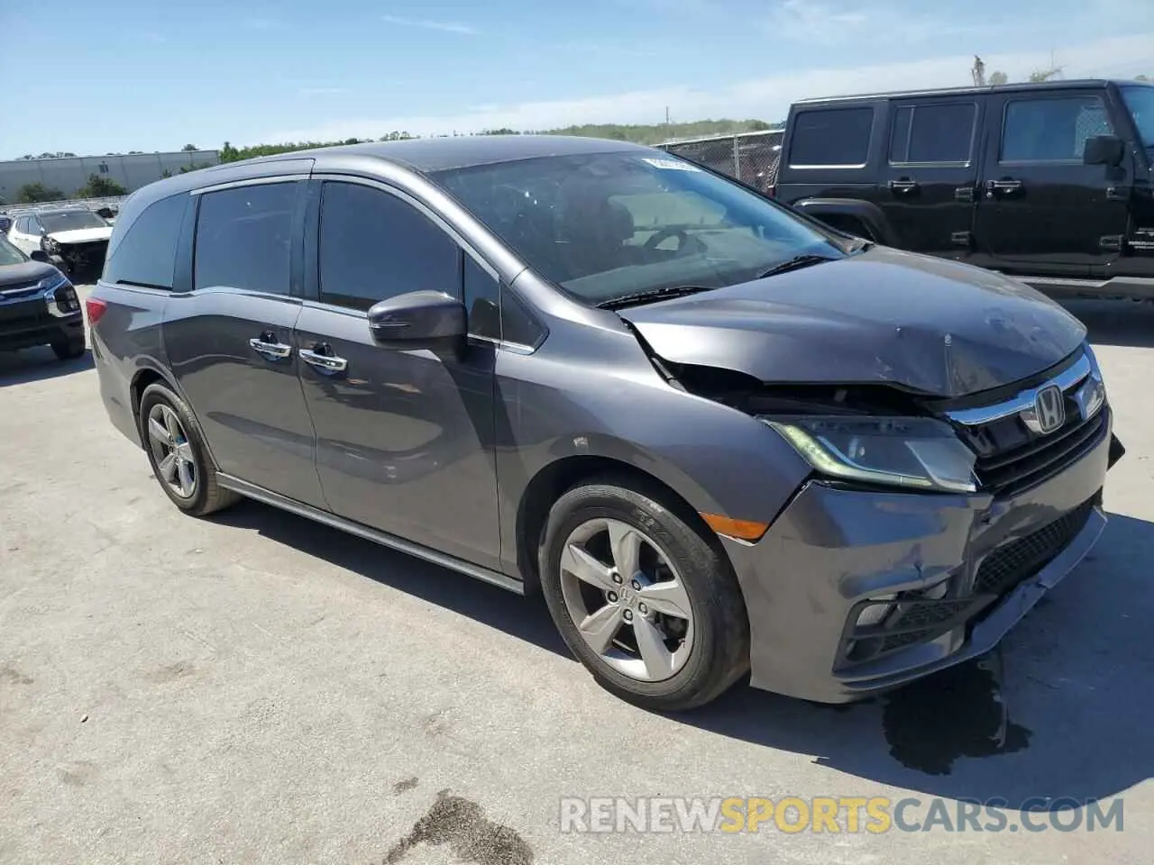 4 Photograph of a damaged car 5FNRL6H5XKB102542 HONDA All Models 2019