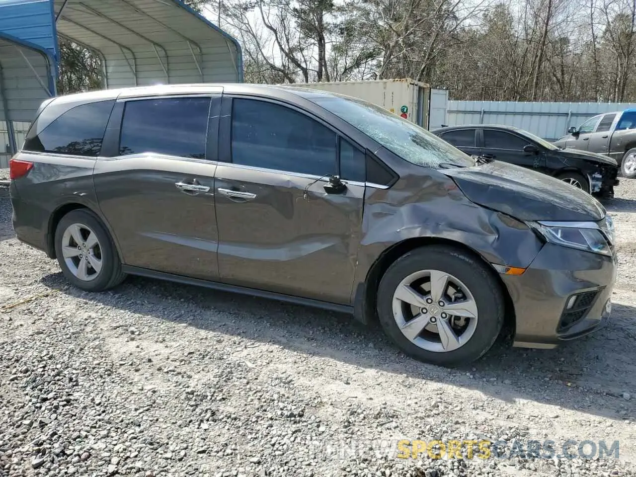 4 Photograph of a damaged car 5FNRL6H5XKB124945 HONDA All Models 2019