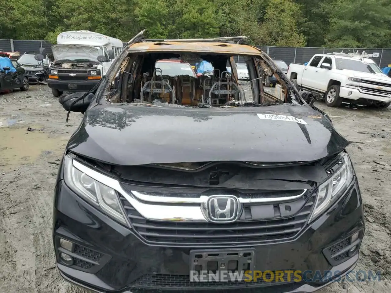 5 Photograph of a damaged car 5FNRL6H70KB033362 HONDA All Models 2019