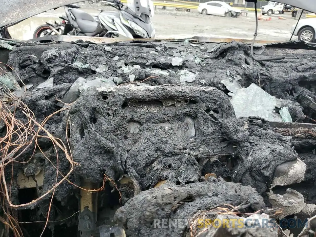 9 Photograph of a damaged car 5FNRL6H70KB033362 HONDA All Models 2019