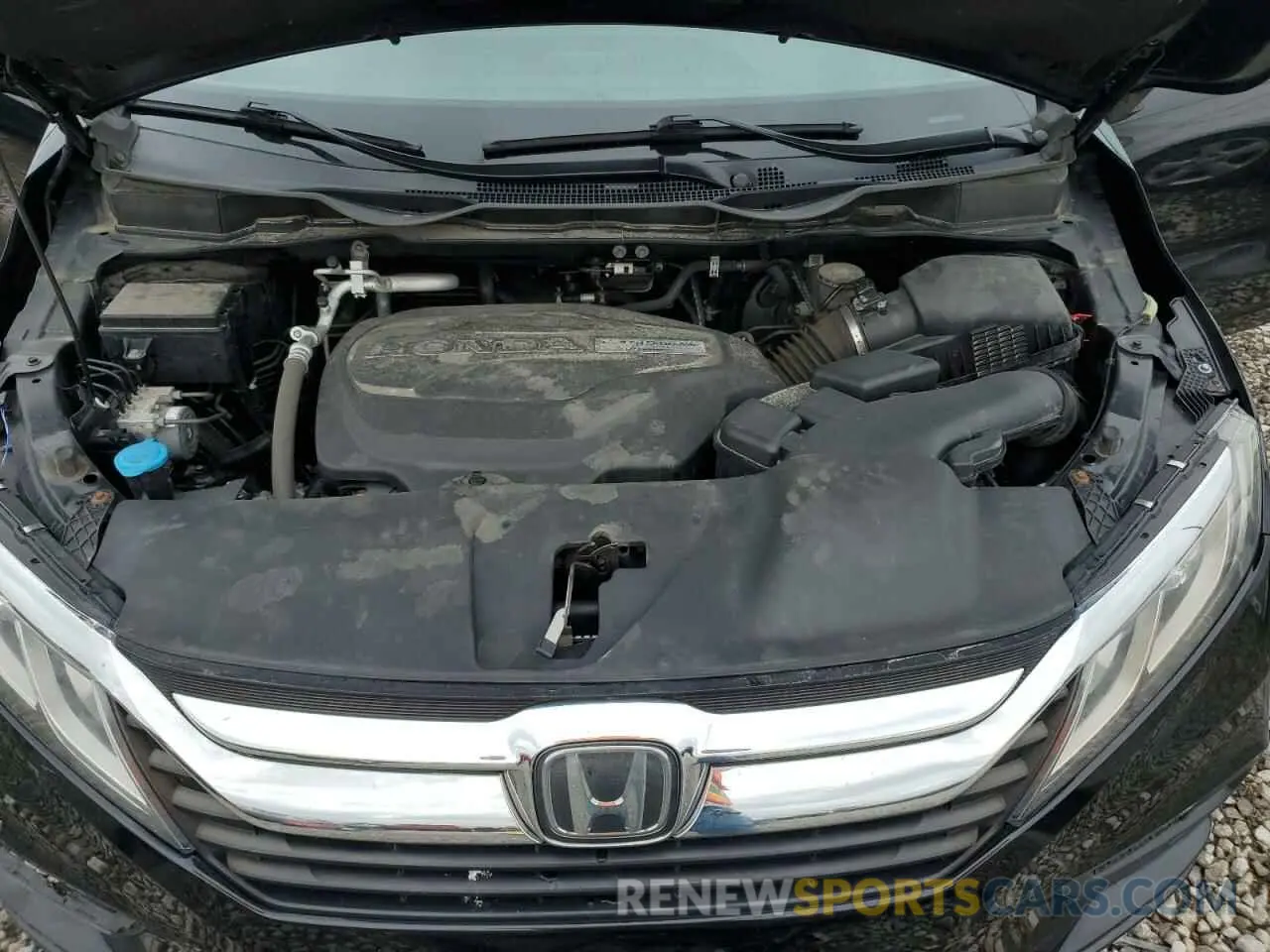 12 Photograph of a damaged car 5FNRL6H70KB038738 HONDA All Models 2019