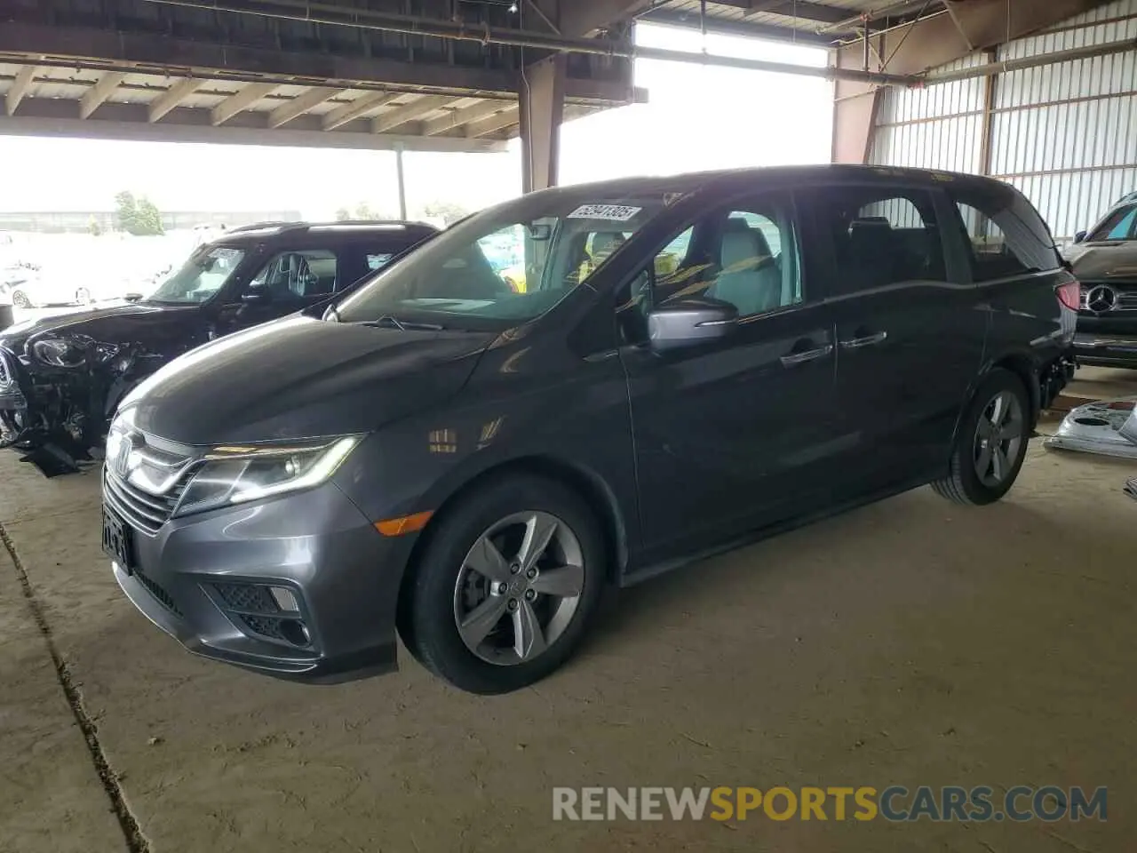 1 Photograph of a damaged car 5FNRL6H70KB102745 HONDA All Models 2019