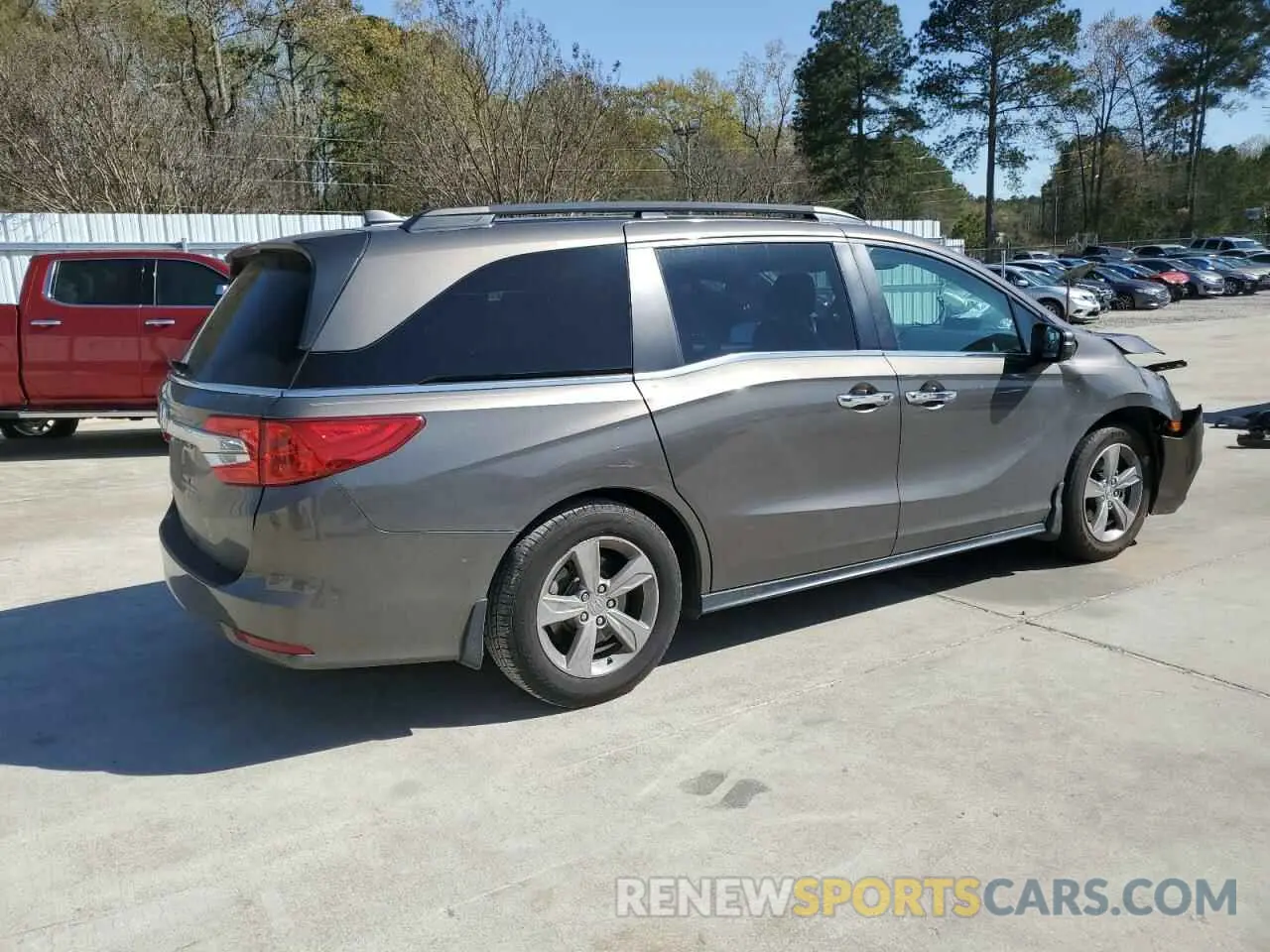 3 Photograph of a damaged car 5FNRL6H70KB108058 HONDA All Models 2019